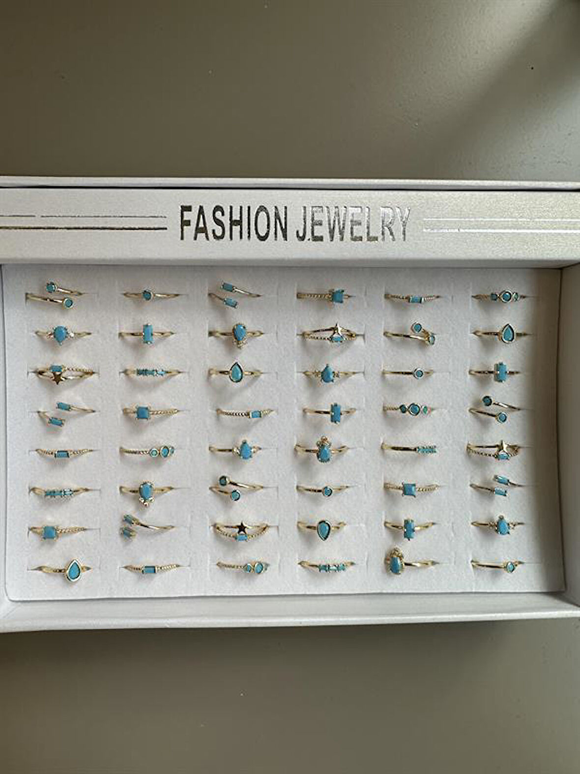 48'li Taşlı Yüzük - Altın