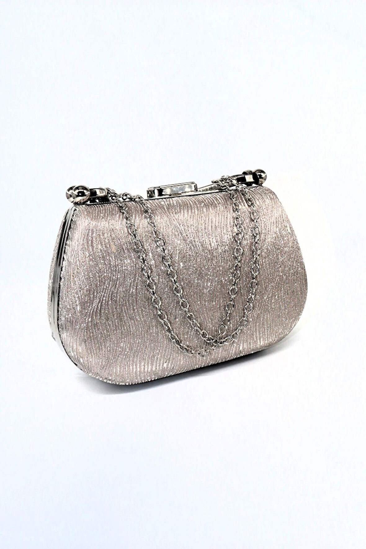 Lazer dalgalı gümüş abiye çanta. Abiye portföy clutch davet gece çantası. Kadın abiye gümüş çanta.