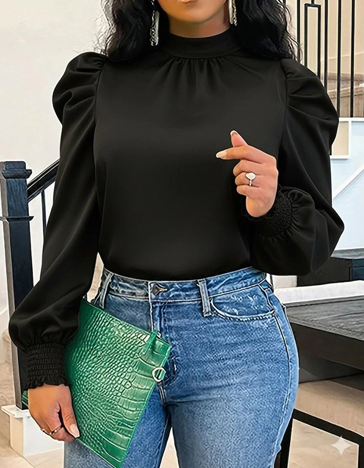 MDB Kadın Uzun Kollu Balıkçı Yaka Arkadan Bağlamalı Omuzlardan Balon Ithal Krep Bluz