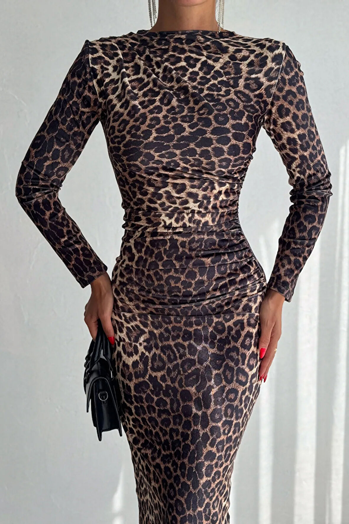 Leopar Desenli Drape Detaylı Uzun Kollu Elbise