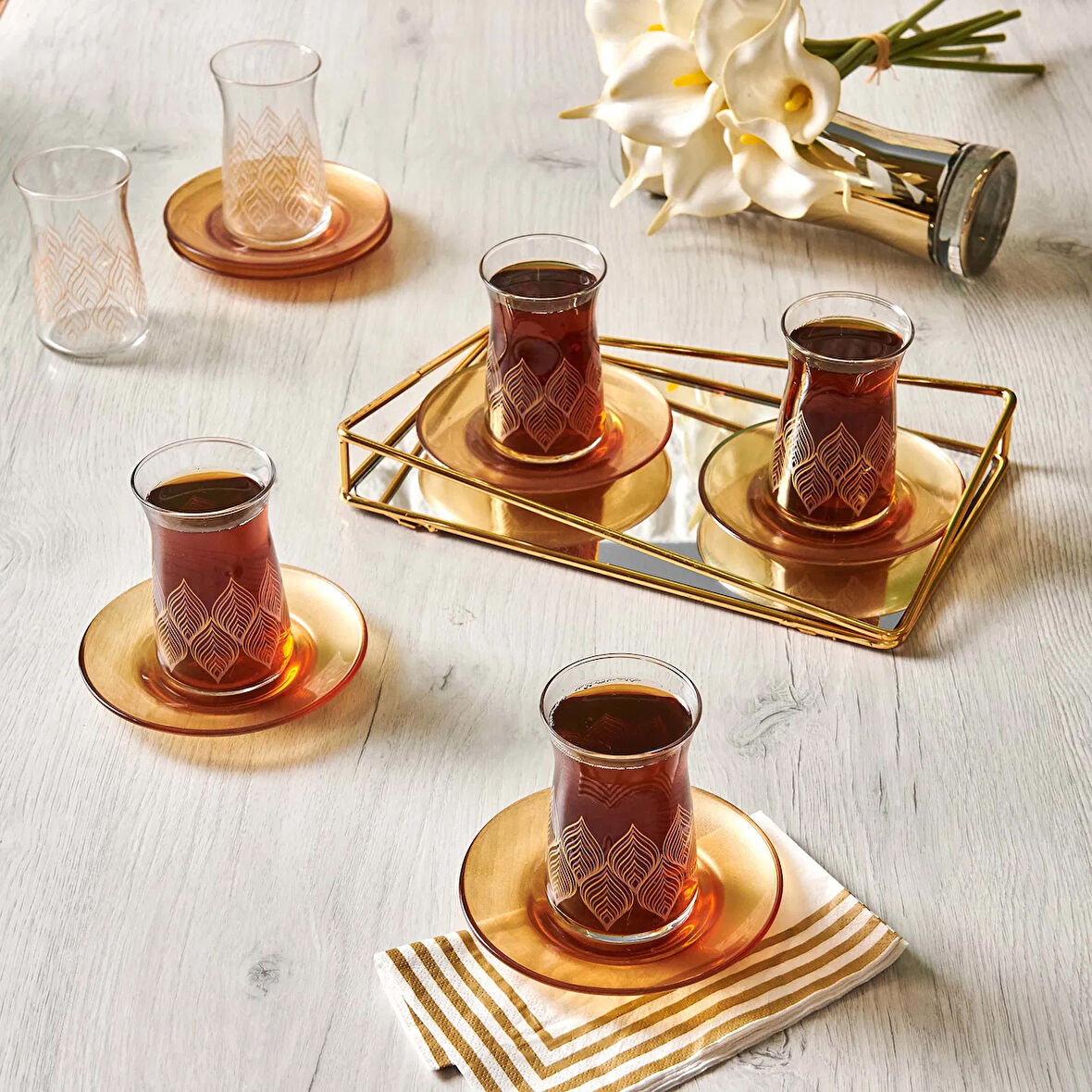 Leaf 12 Parça Çay Seti