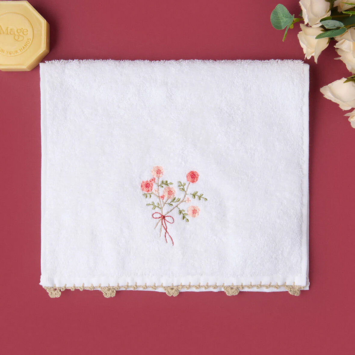 Soft Granny Summer Çiçek Nakışlı El Havlusu - Ekru - 30x50 cm