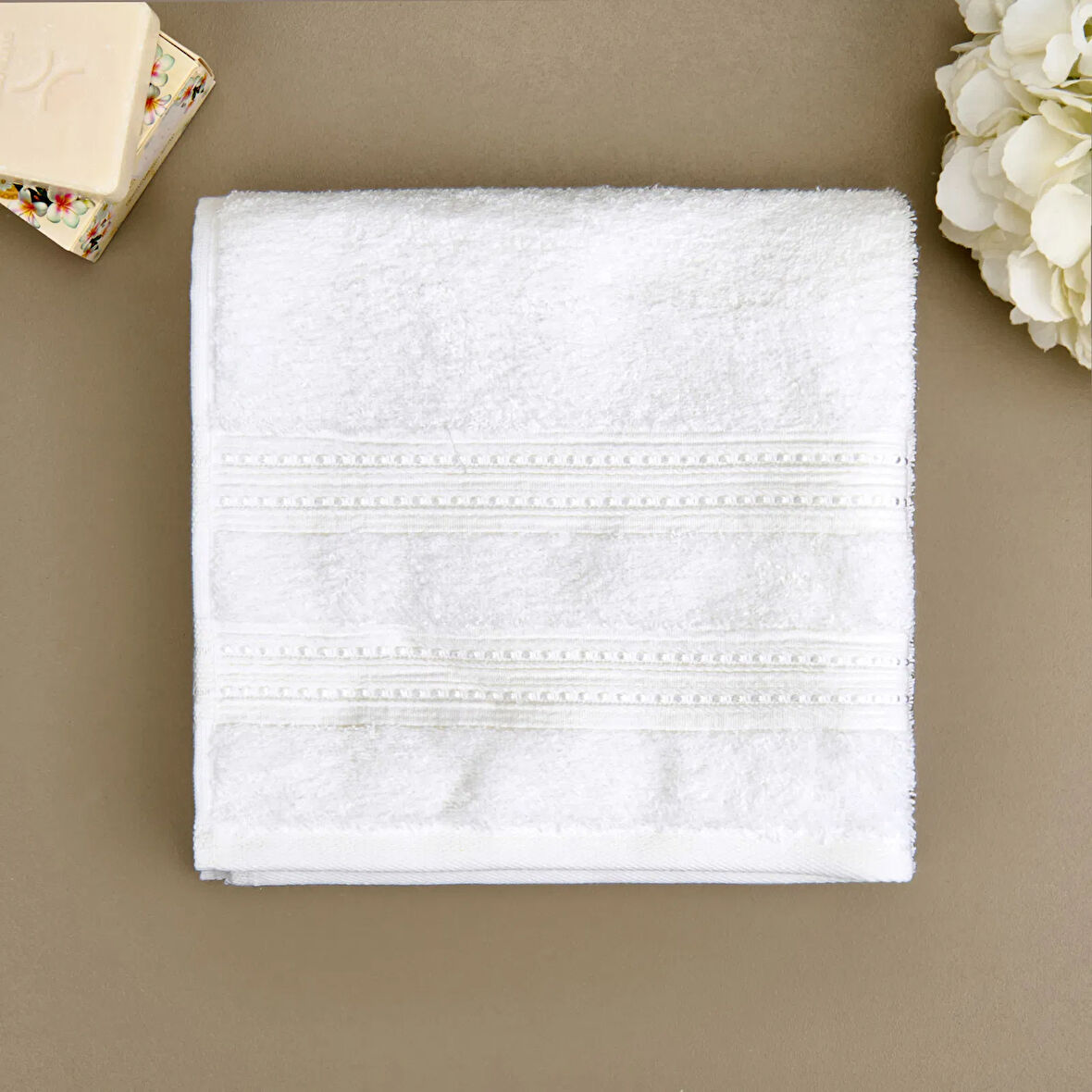 Soft Lapa Yüz Havlusu - Beyaz - 50x90 cm