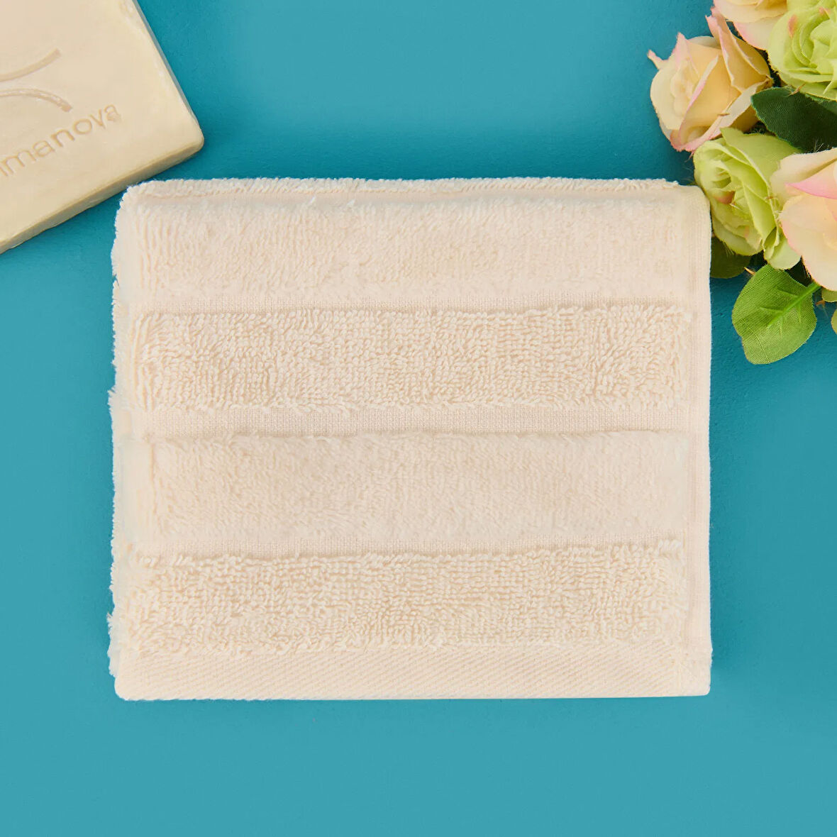 Soft Kadife El Havlusu - Ekru - 30x50 cm