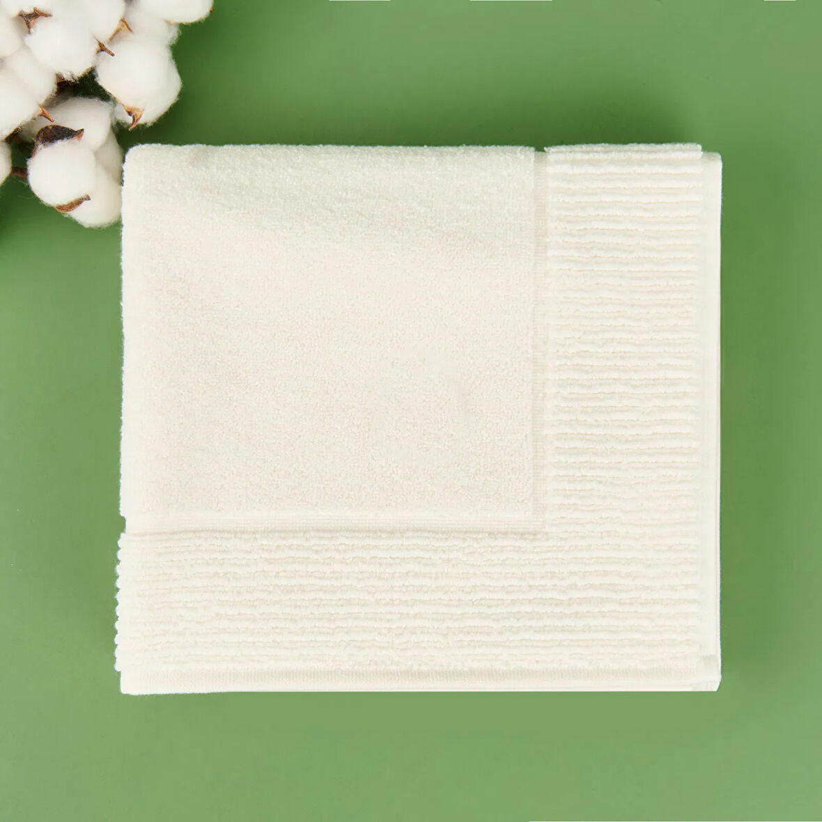 Soft Bordürlü Premium Ayak Havlusu - Ekru - 50x70 cm