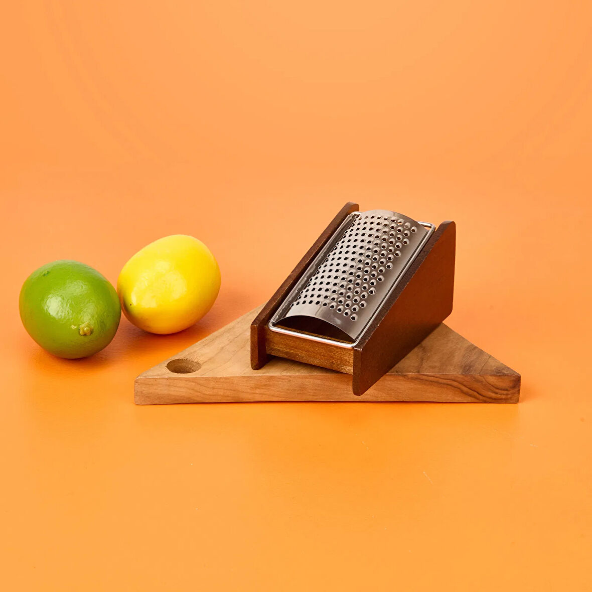 Akasya Hazneli Sarımsak Rendesi - Kahverengi - 13x7x6 cm