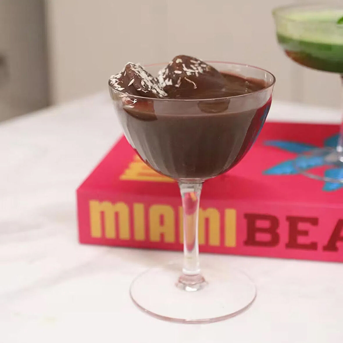 Mia Ayaklı Cam Dondurma Kasesi - Şeffaf - 10x14 cm