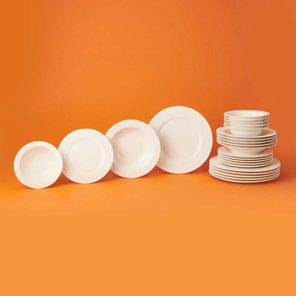 Kitchen Nirvana 24 Parça Yemek Takımı - Krem