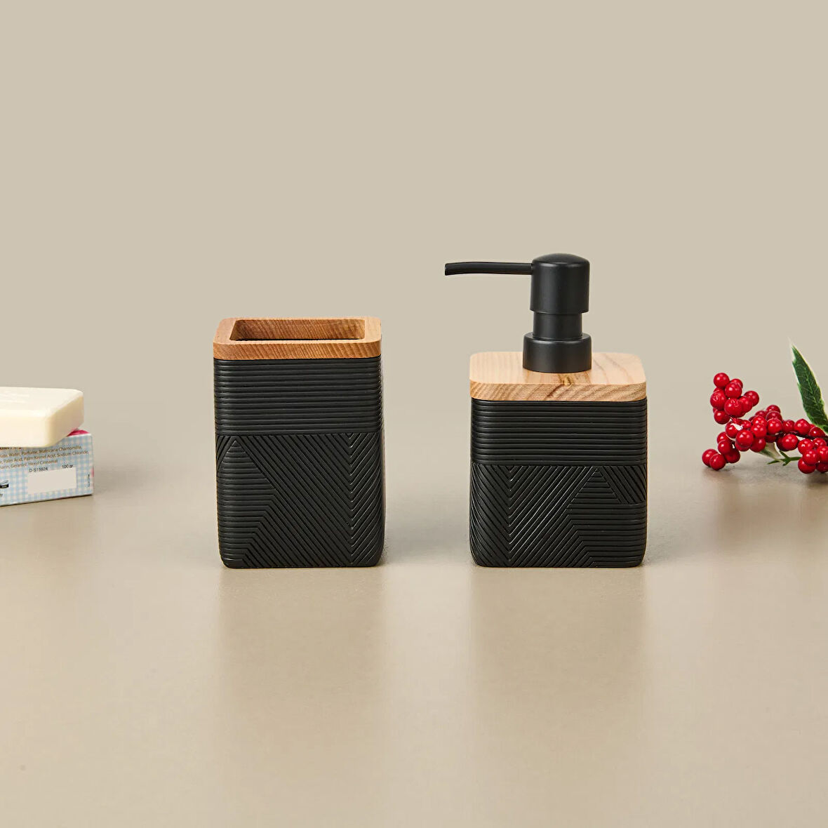 Bath Madera 2'li Banyo Sıvı Sabunluk Seti - Siyah