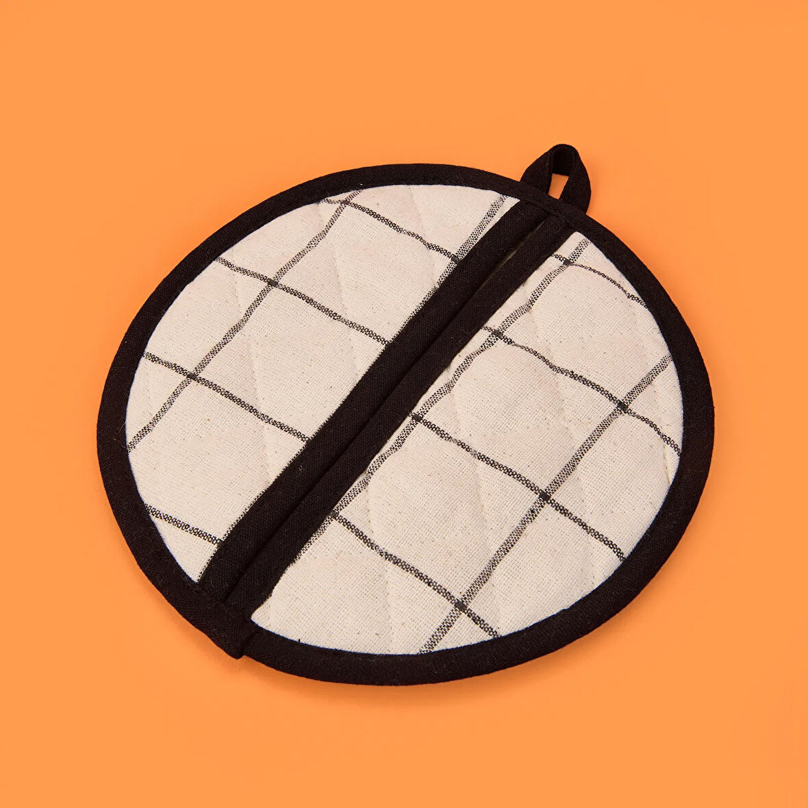 Trallies Tutaç - Ekru / Siyah - 20x20 cm