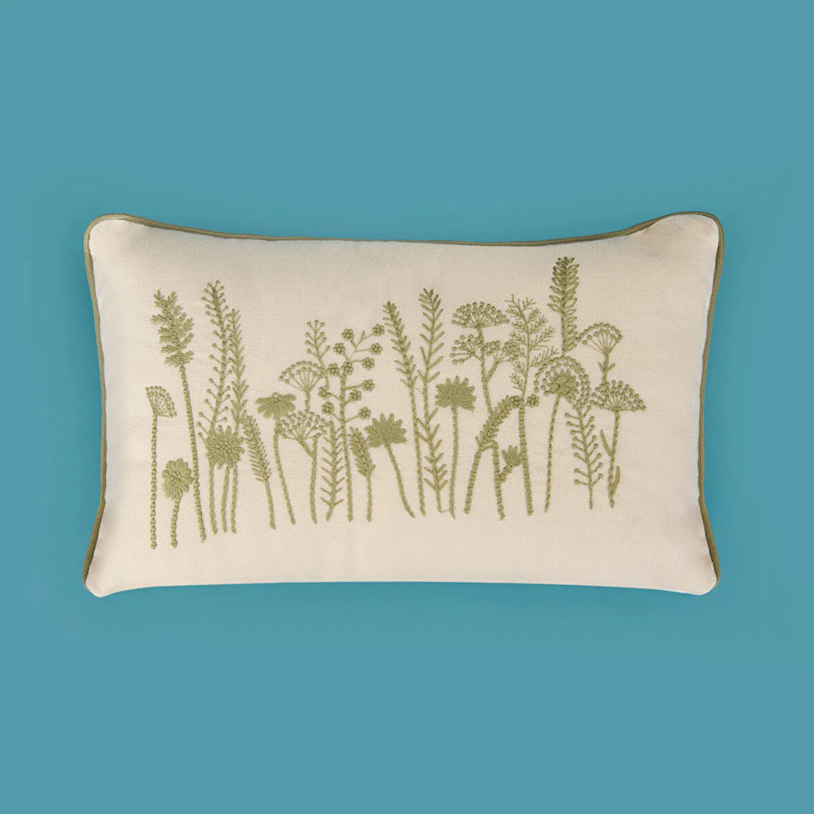 Soft Green Culture Nakışlı Kırlent - Ekru - 30x50 cm