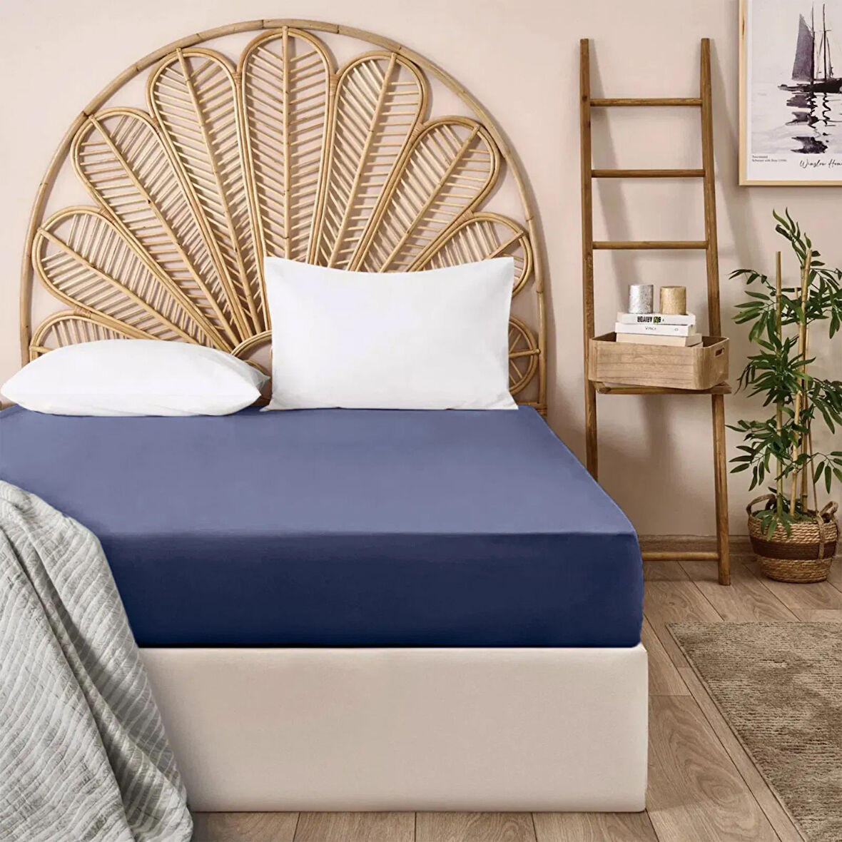 Soft Basic Çift Kişilik Düz Kenar Çarşaf - Lacivert - 240x260 cm