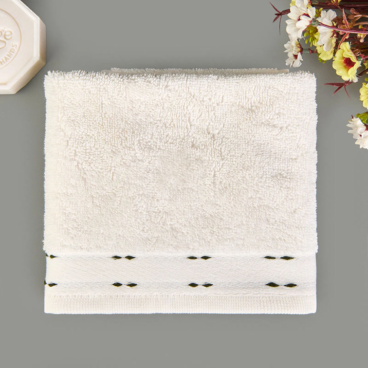 Soft Tiny El Havlusu - Ekru / Yeşil - 30x50 cm