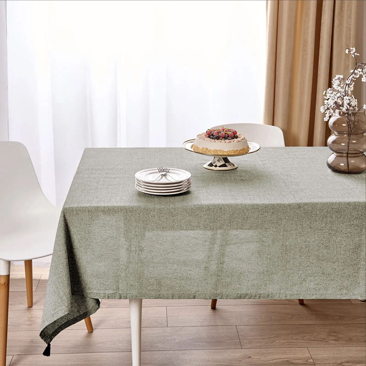 Soft Tuch Püsküllü Masa Örtüsü - Yeşil - 150x220 cm