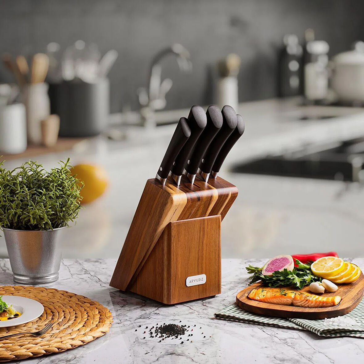 Essential 6 Parça Blok Bıçak Seti - Siyah / Kahverengi