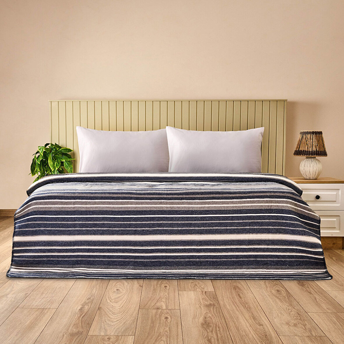 Soft Nerida Çift Kişilik Battaniye - Lacivert - 180x220 cm