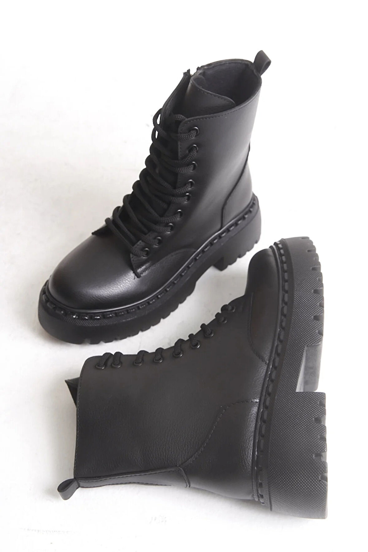 Kadın Postal Bot - Bağcıklı Fermuarlı Kalın Taban Kadın Postal Kadın Bot Siyah