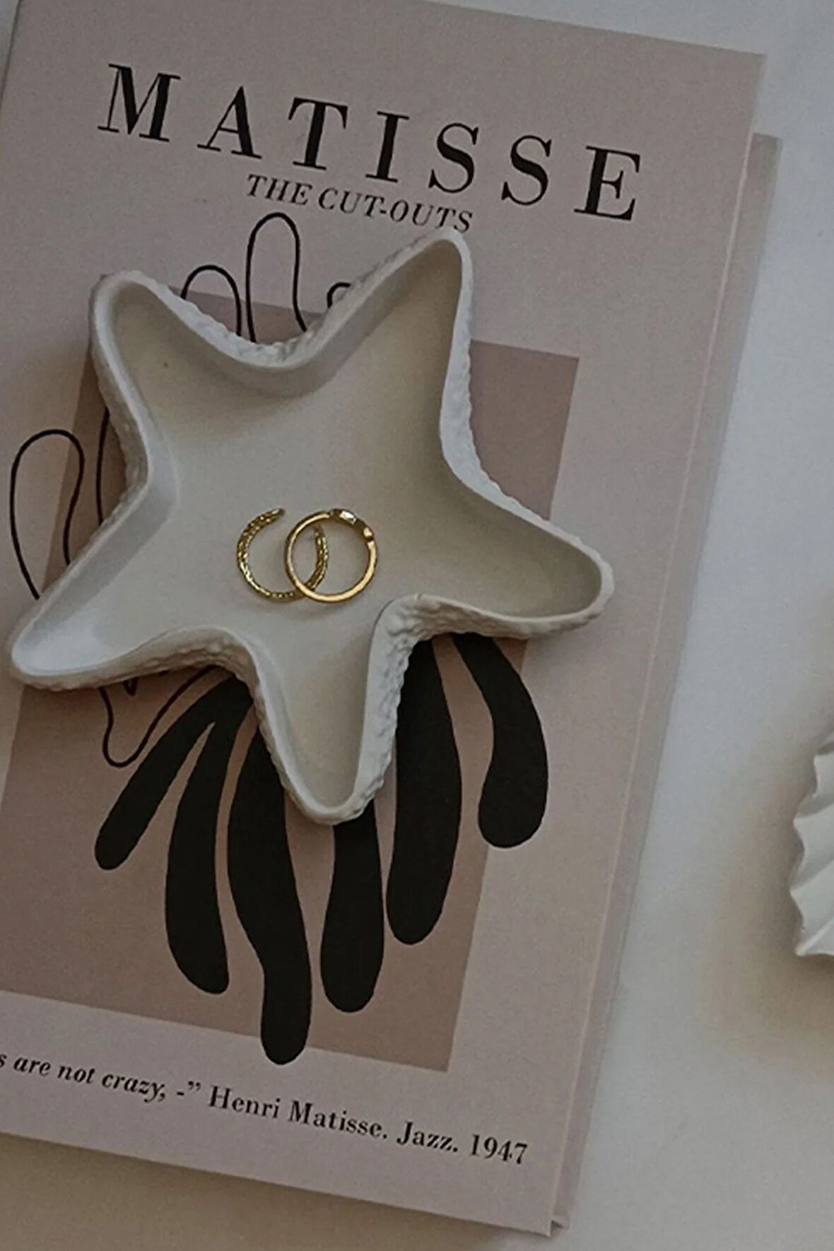 Beyaz Deniz Yıldızı Minimal Dekor Takı Tabağı