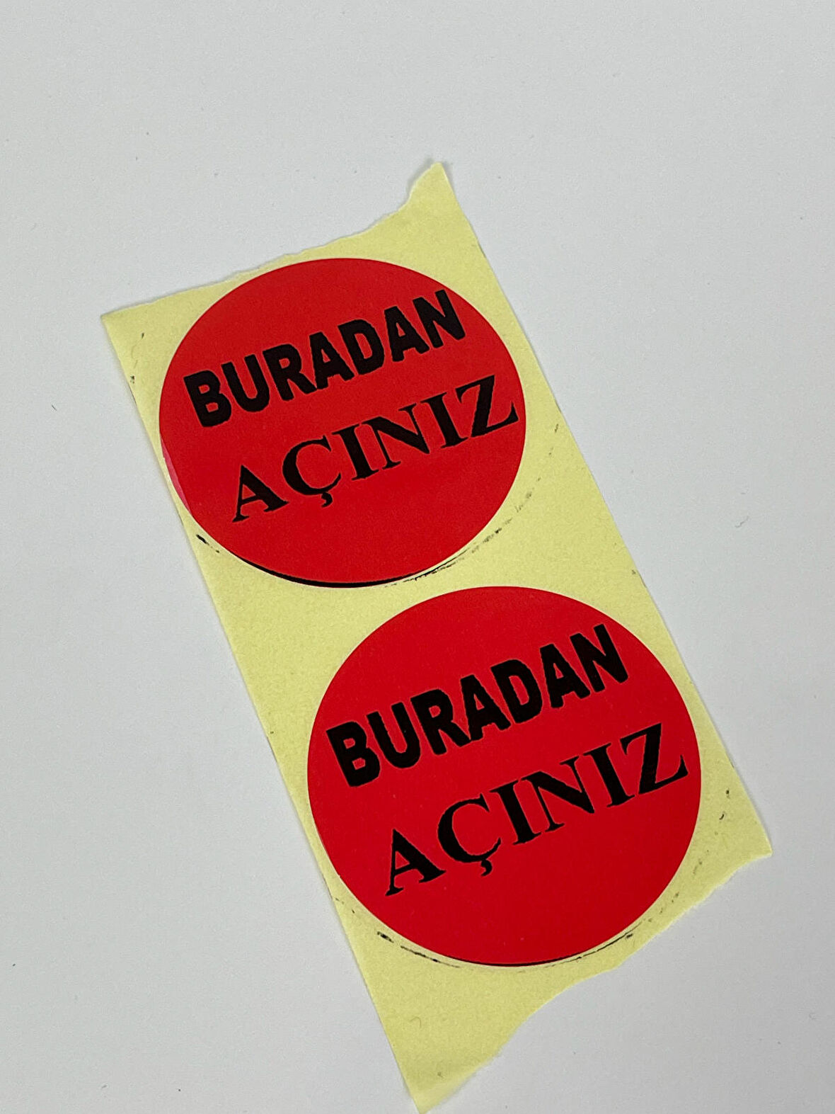 Buradan Açınız Yuvarlak Yapışkanlı 50mm 100 Adet 