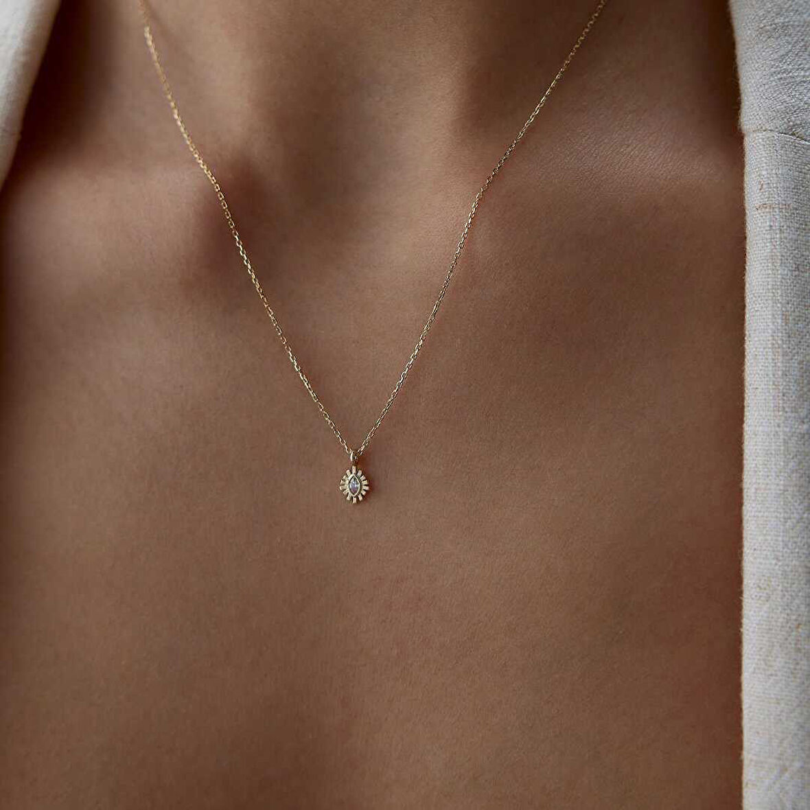 Oval Taşlı Mini Kolye