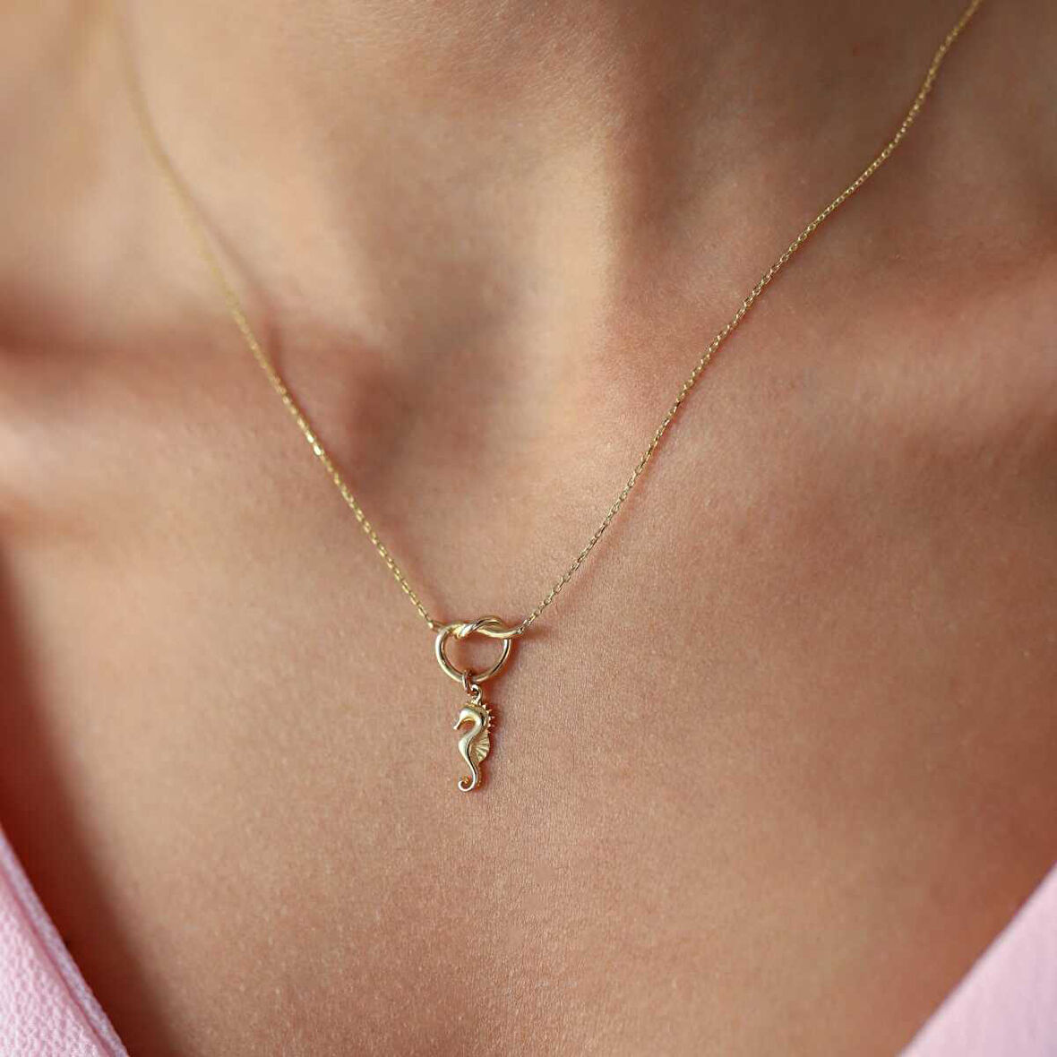 Düğüm Denizatı Kolye