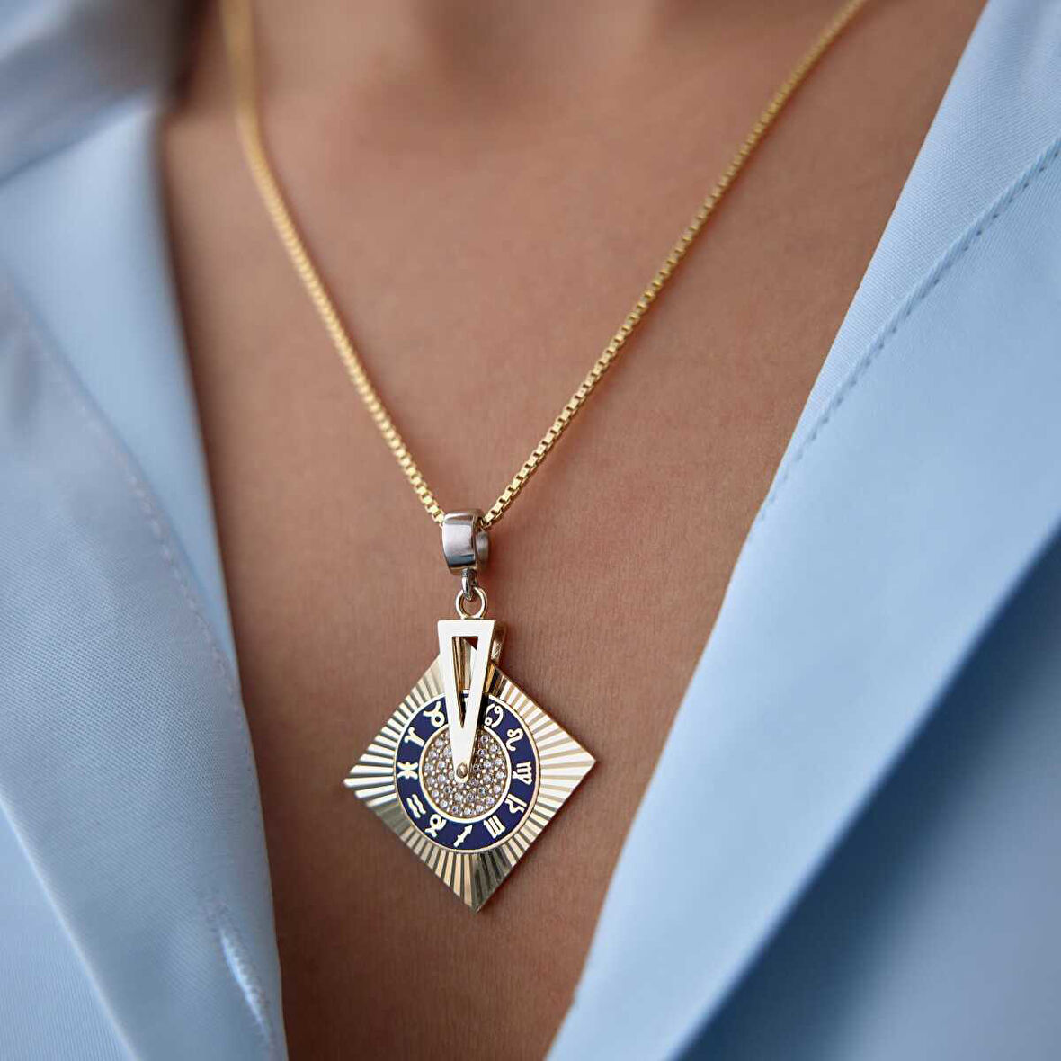 Mineli Horoscope Charm Kolye