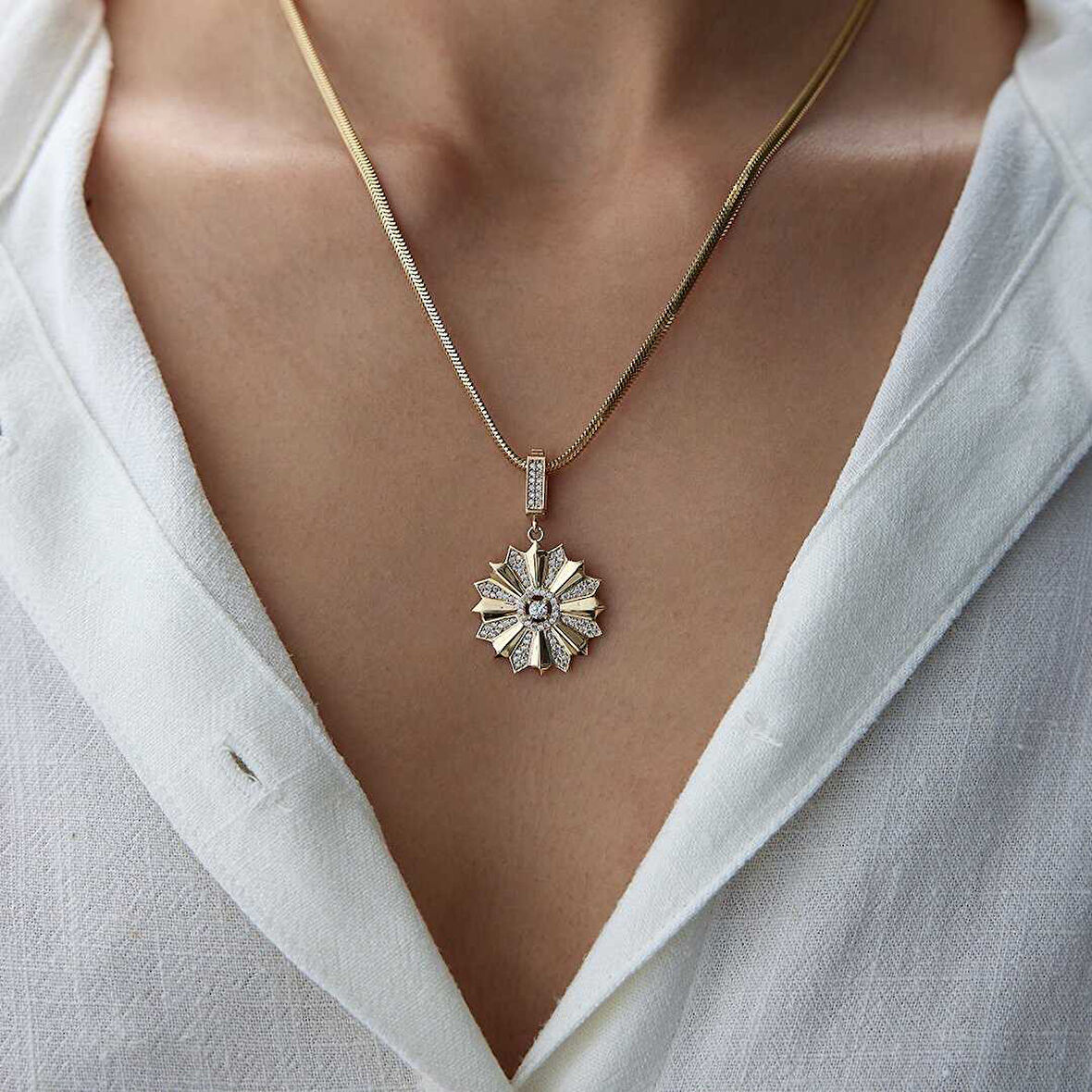 Sunrise Madalyon Kolye