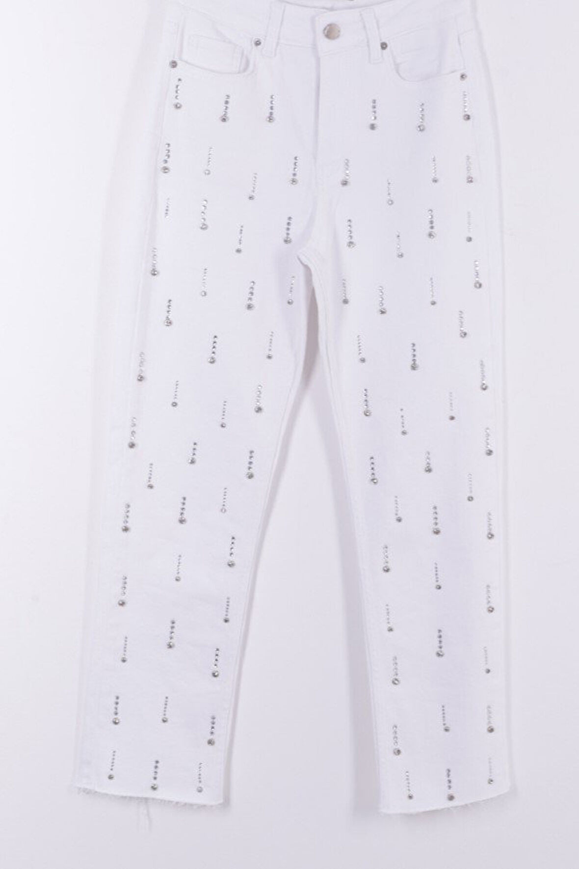 Önü Dekoratif Taş Detaylı ve Paçaları Dikişsiz Bilek Boy Mom Fit Kadın Jean Pantolon Beyaz