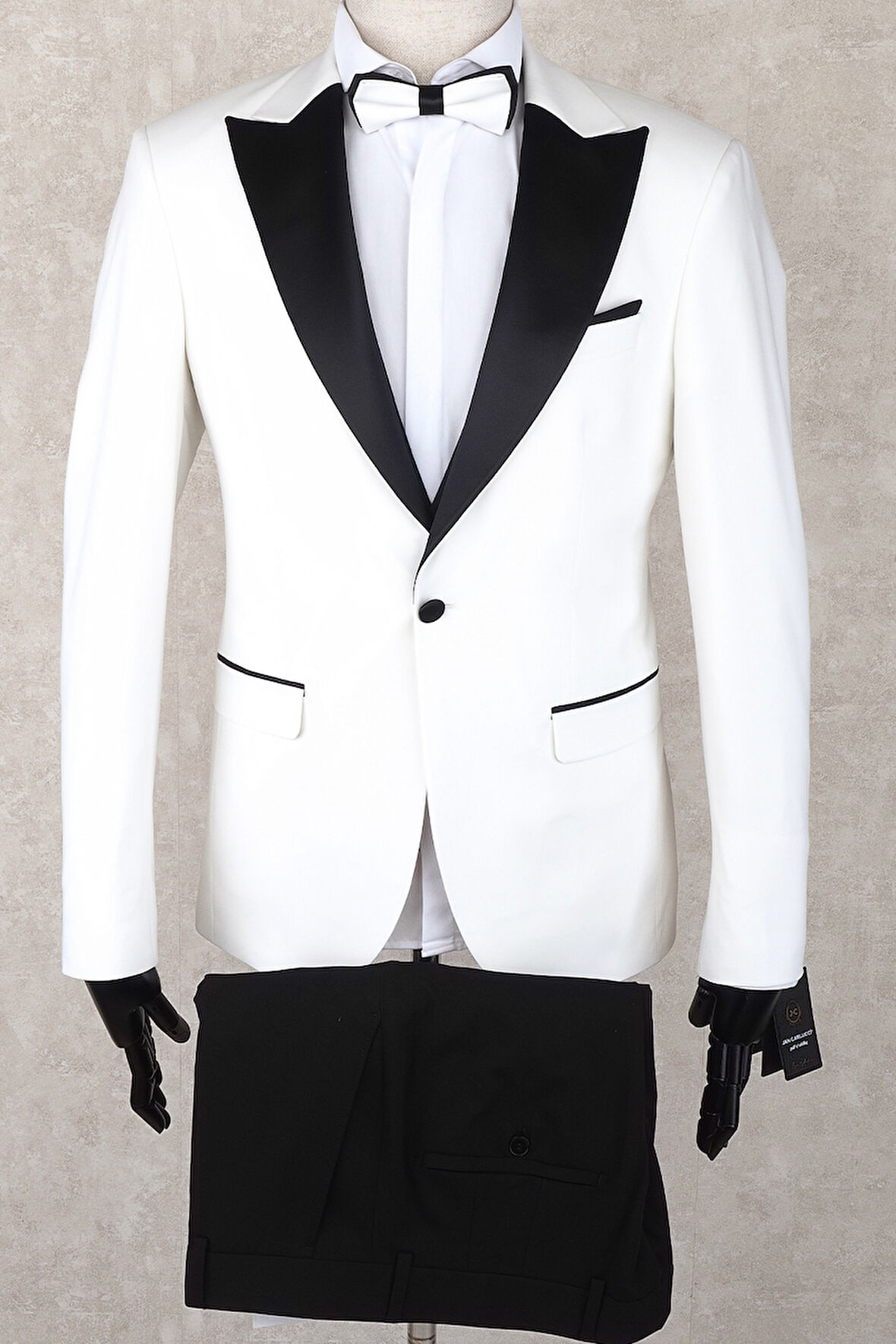 Jan Carlucci Slim Fit Saten Sivri Yaka-Çift Yırtmaç Beyaz Drop 6 Damatlık Smokin - Full Set Yelek, Gömlek, Papyon 