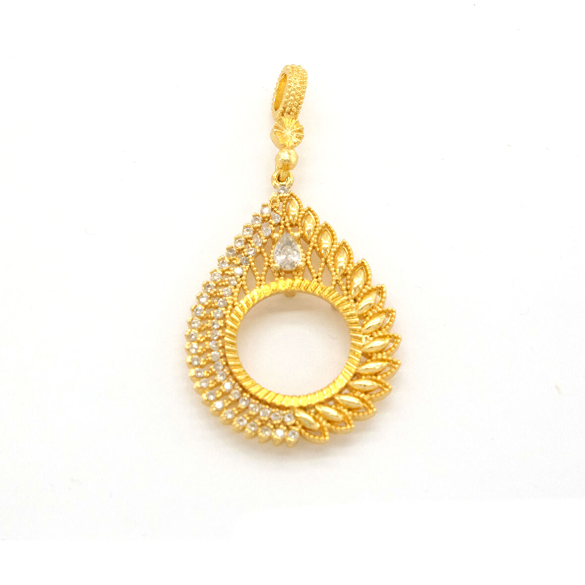 Çeyrek Altın Çerçeveli Kolye Ucu Altın Kaplama TGR-685