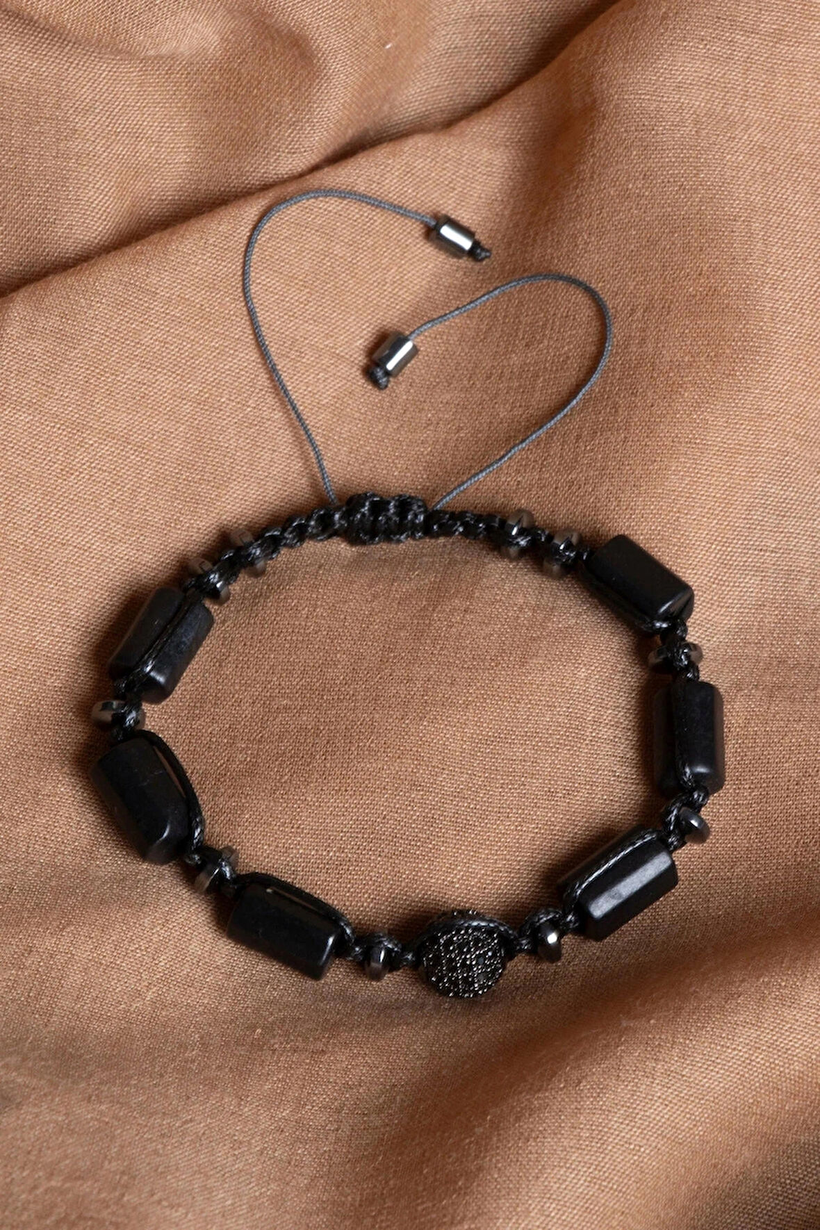 SERTİFİKALI Sodalit-Hematit Doğal Taş Makrome Ayarlanabilir Zirkon Aparatlı Bileklik No:2