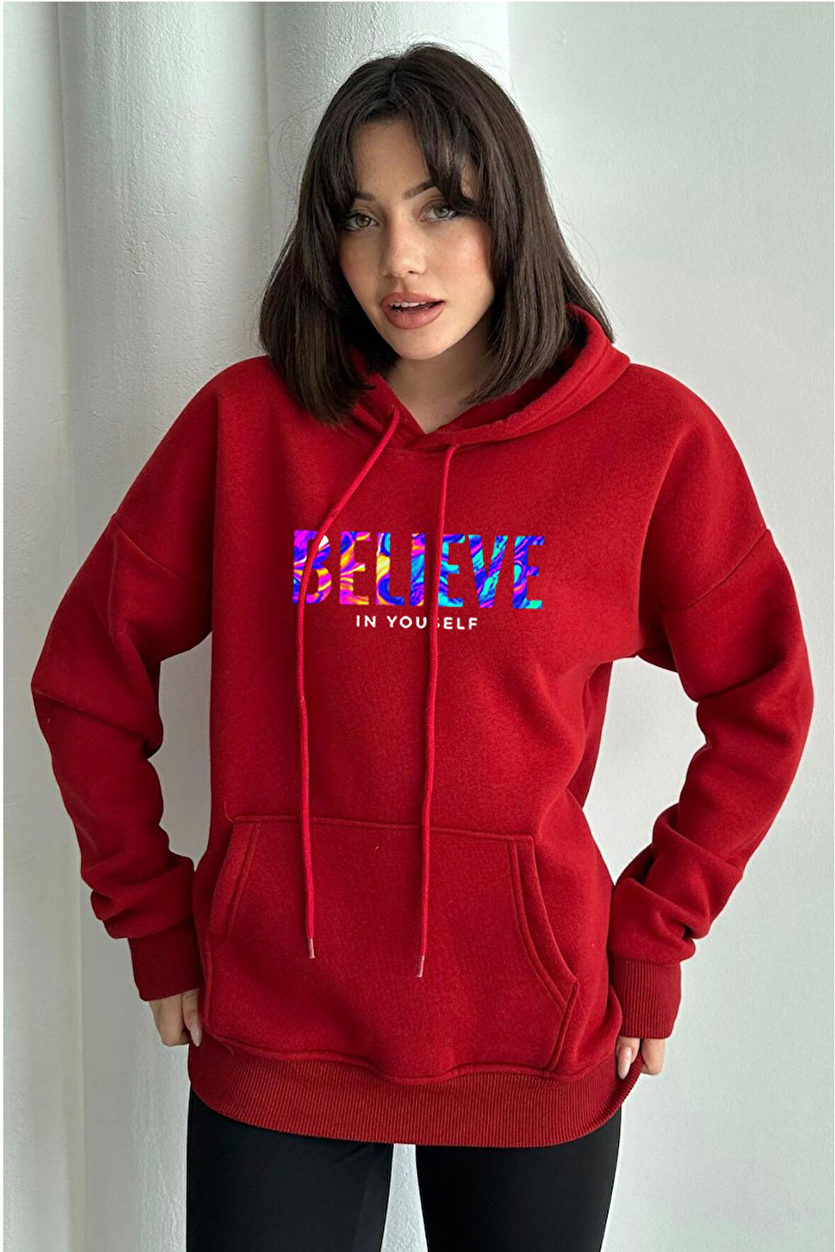 Kadın Kırmızı Renkli Believe Baskılı Oversize Kapüşonlu Sweatshirt