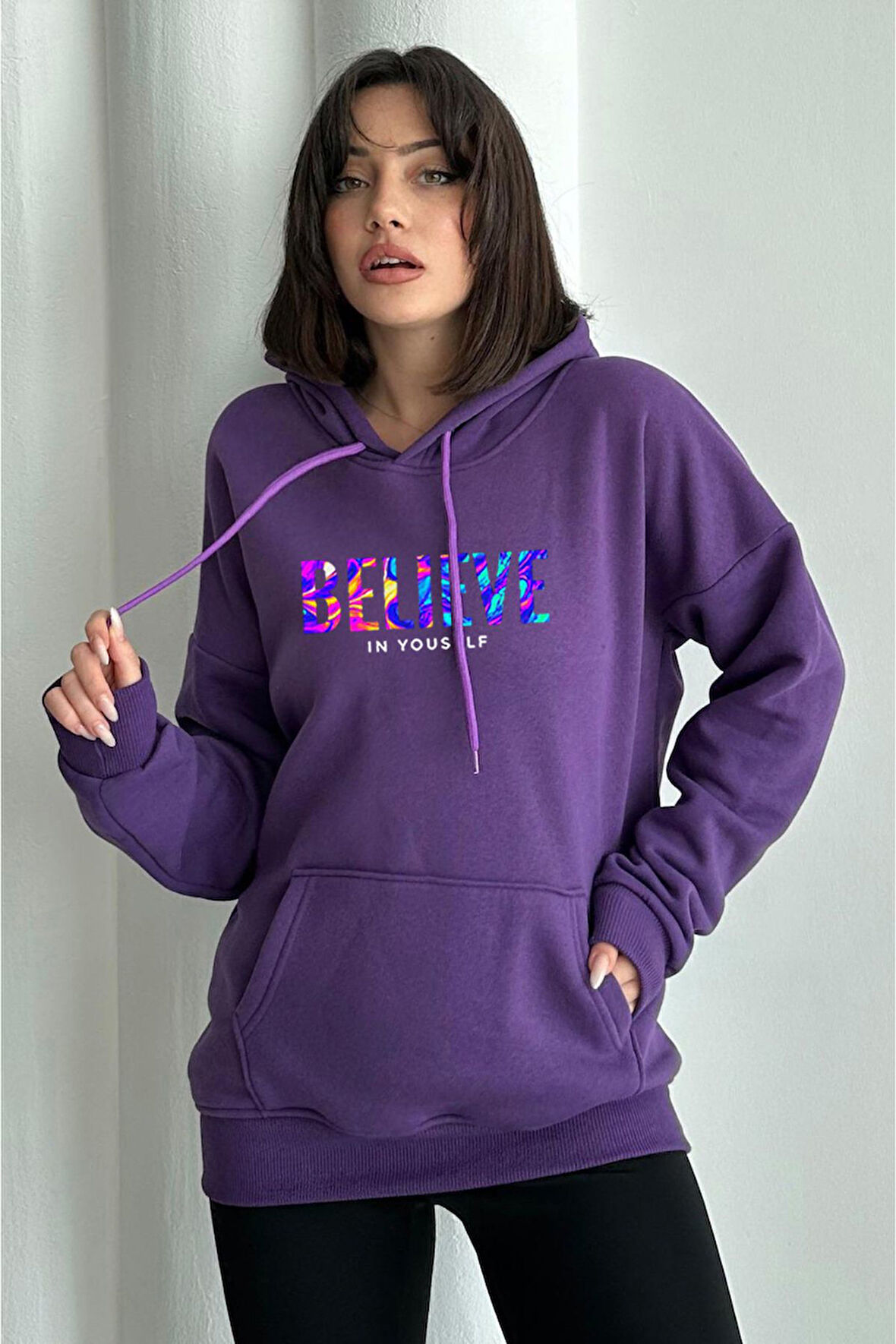 Kadın Renkli Believe Baskılı Oversize Kapüşonlu Sweatshirt
