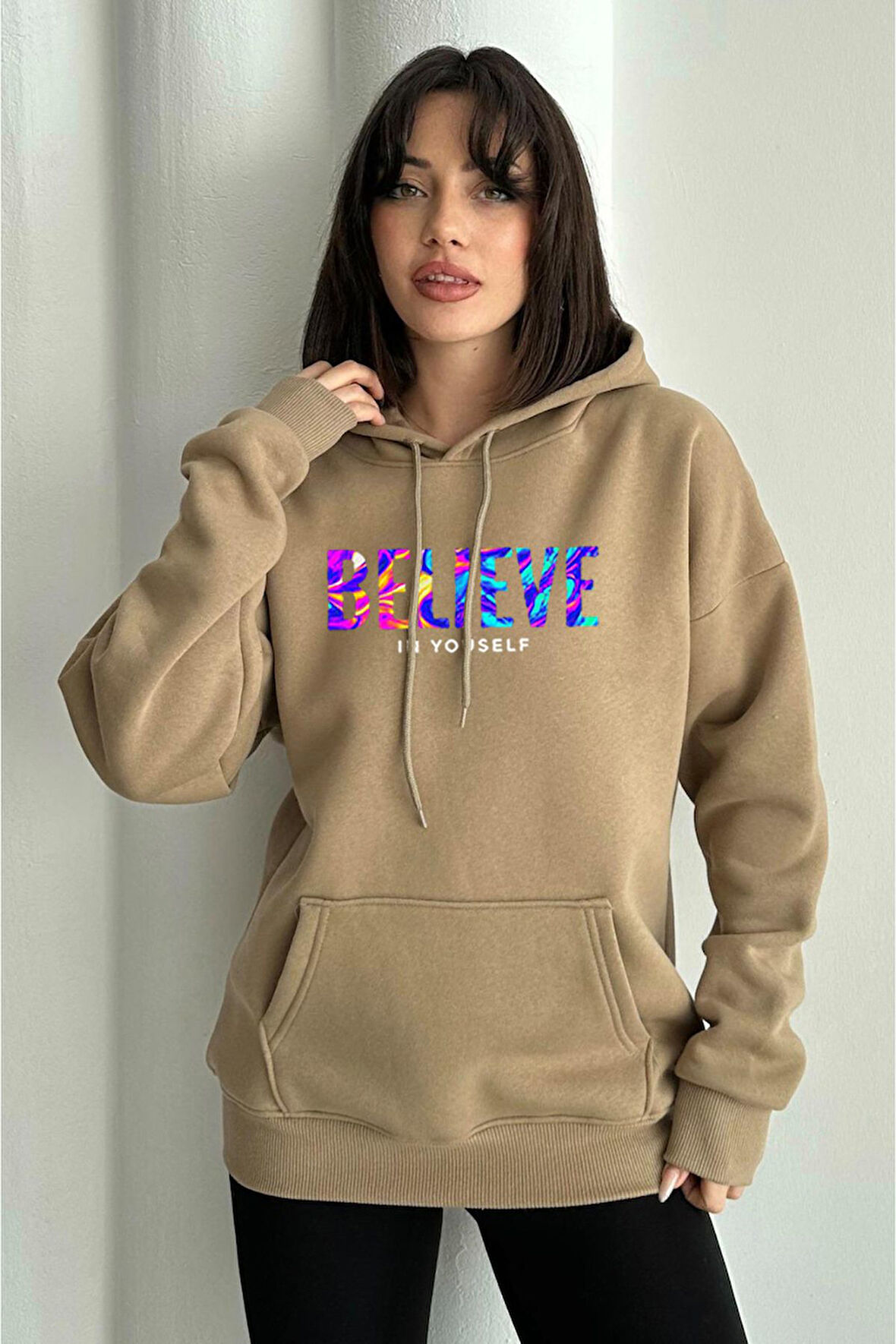 Kadın Vizon Renkli Believe Baskılı Oversize Kapüşonlu Sweatshirt