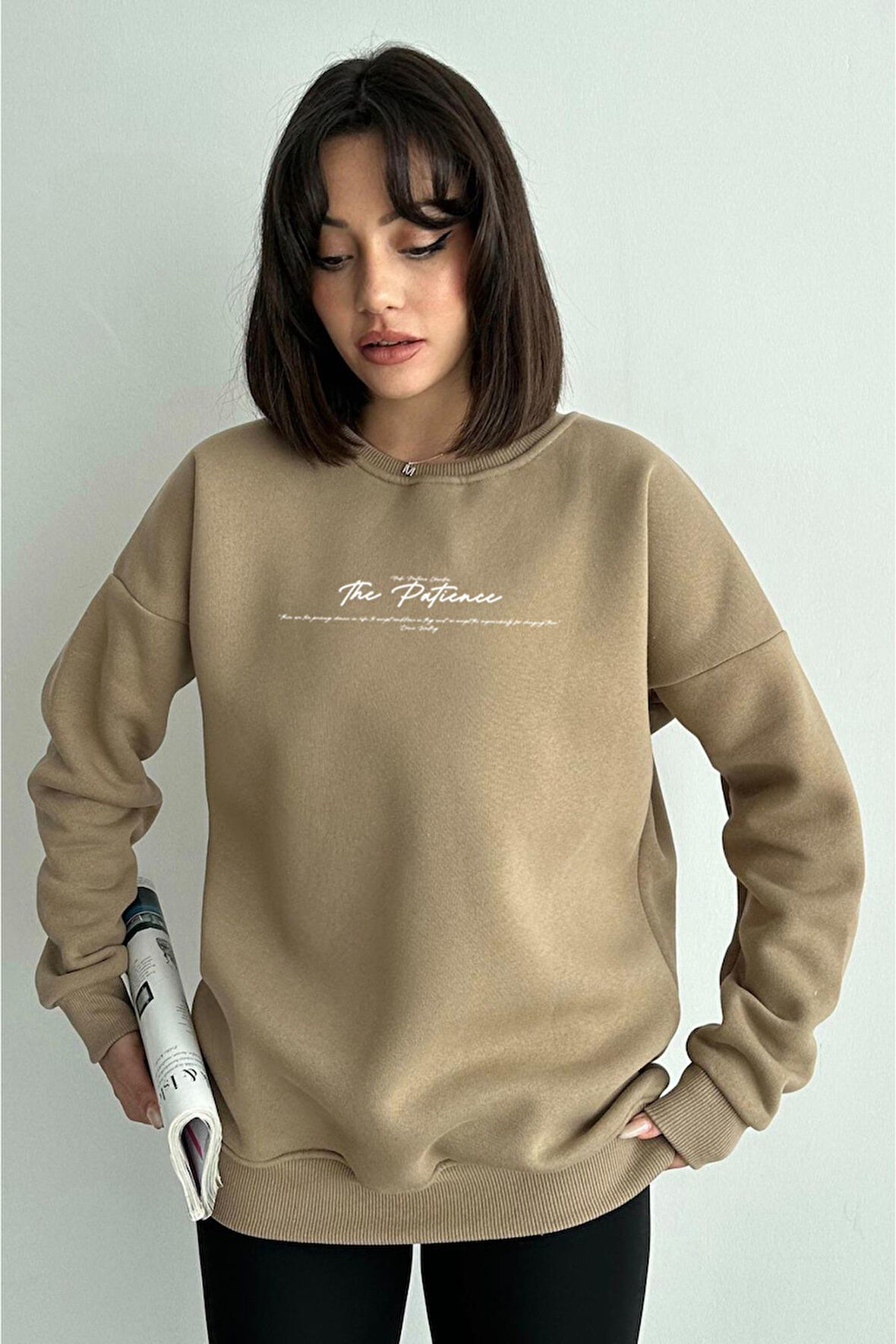 Kadın Vizon The Patience Baskılı Oversize Bisiklet Yaka Sweatshirt