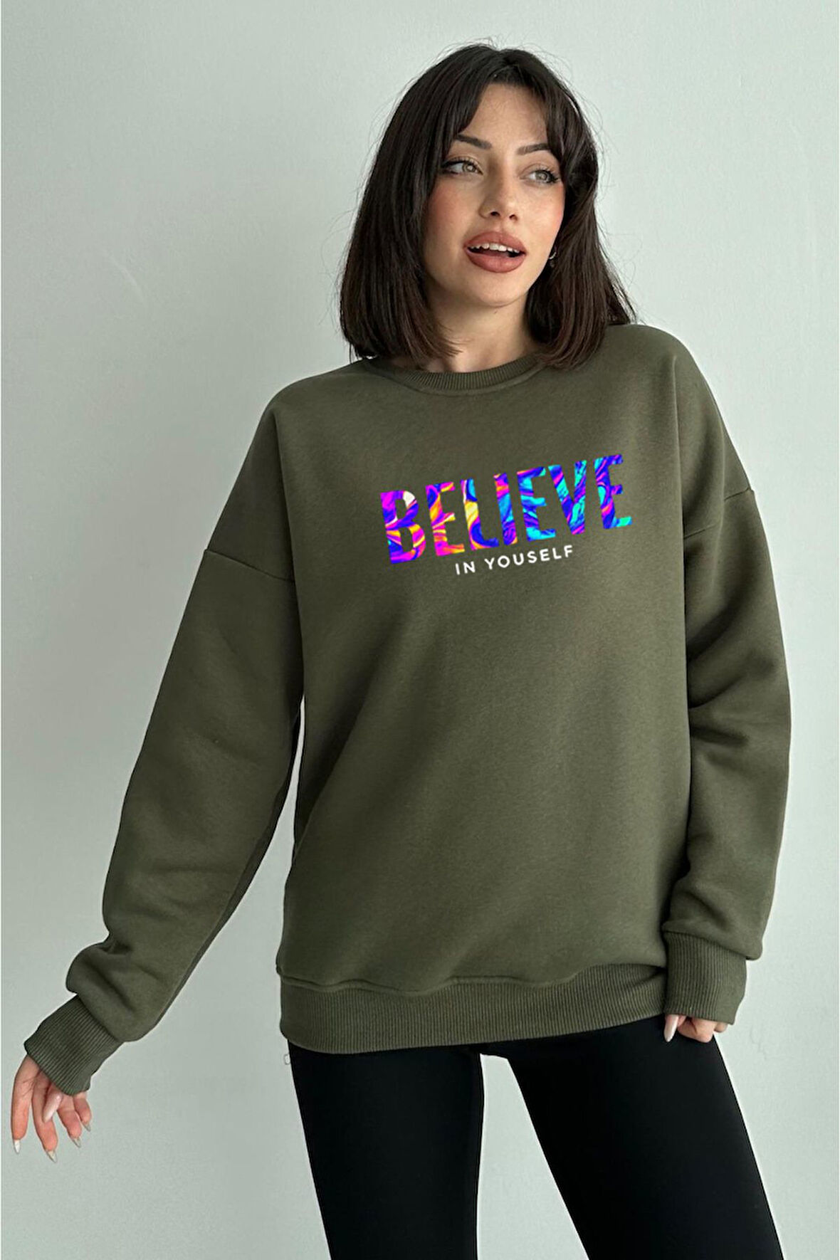 Kadın Haki Renkli Believe Baskılı Oversize Bisiklet Yaka Sweatshirt