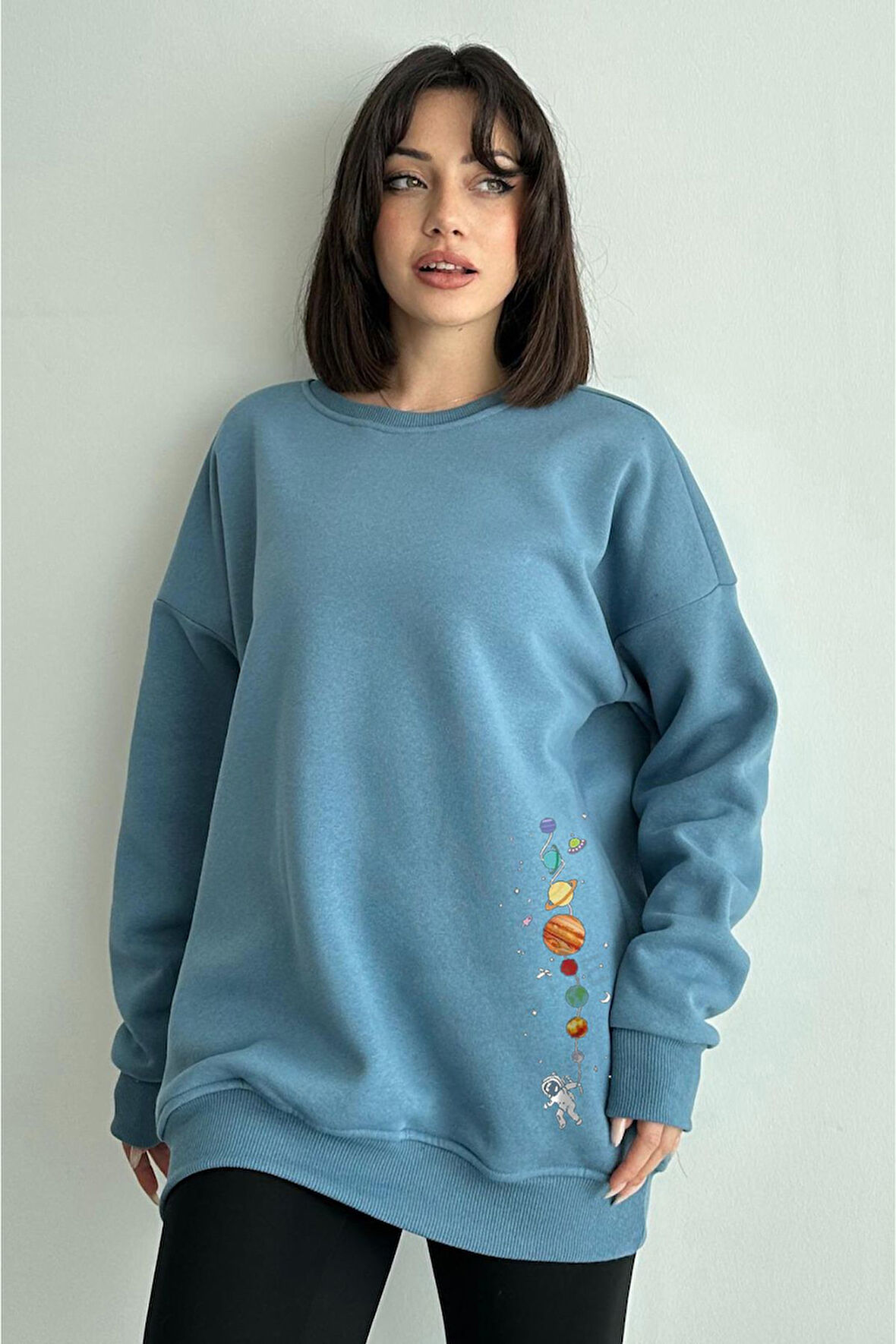 Kadın Mavi Minik Gezegen Baskılı Oversize Sweatshirt