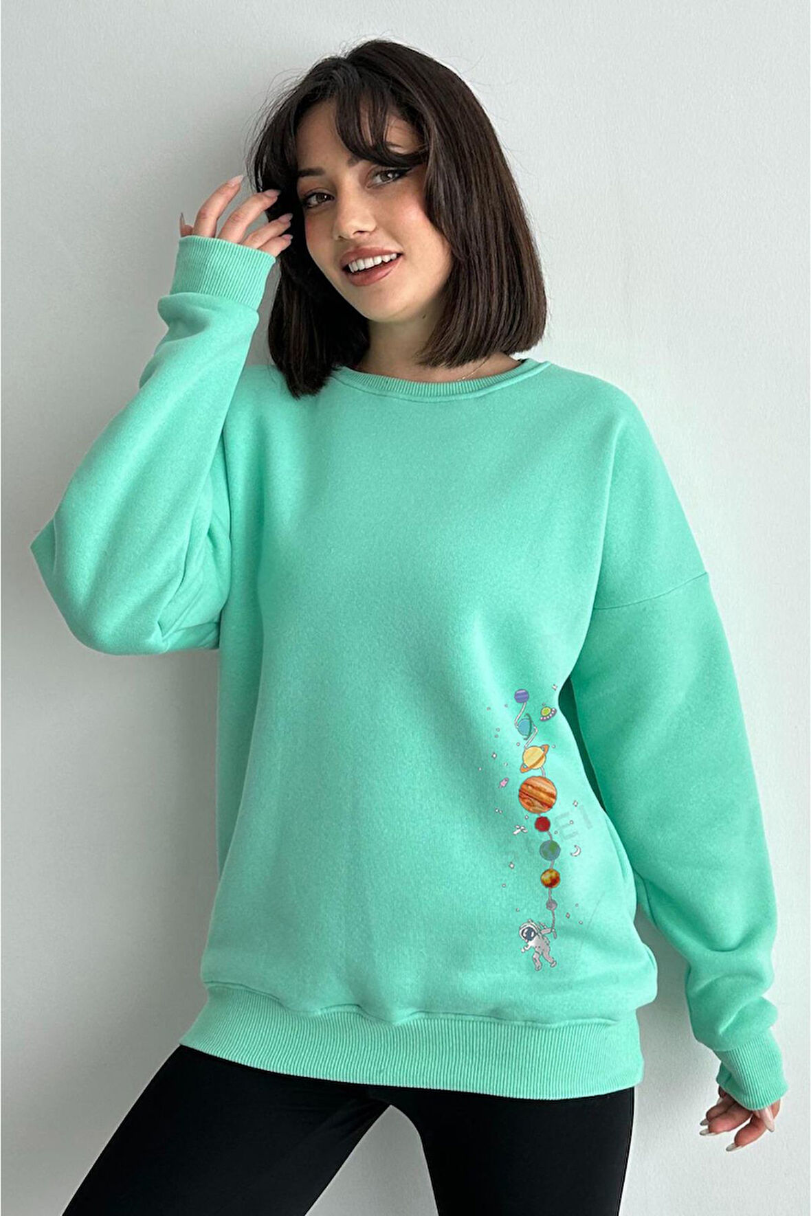 Kadın Minik Gezegen Baskılı Oversize Sweatshirt