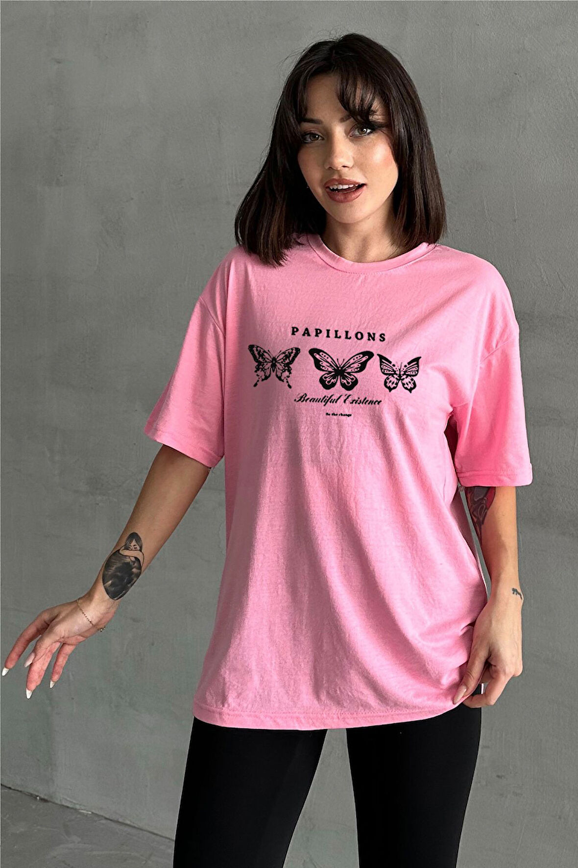 Kadın Papllion Kelebek Baskılı Bisiklet Yaka Oversize T-Shirt