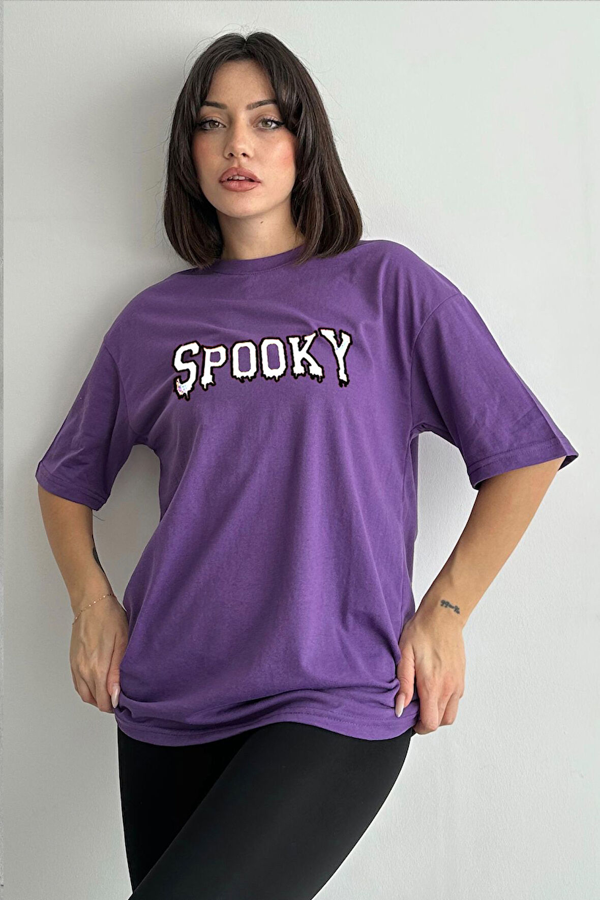 Kadın Spooky Baskılı Bisiklet Yaka Oversize T-Shirt