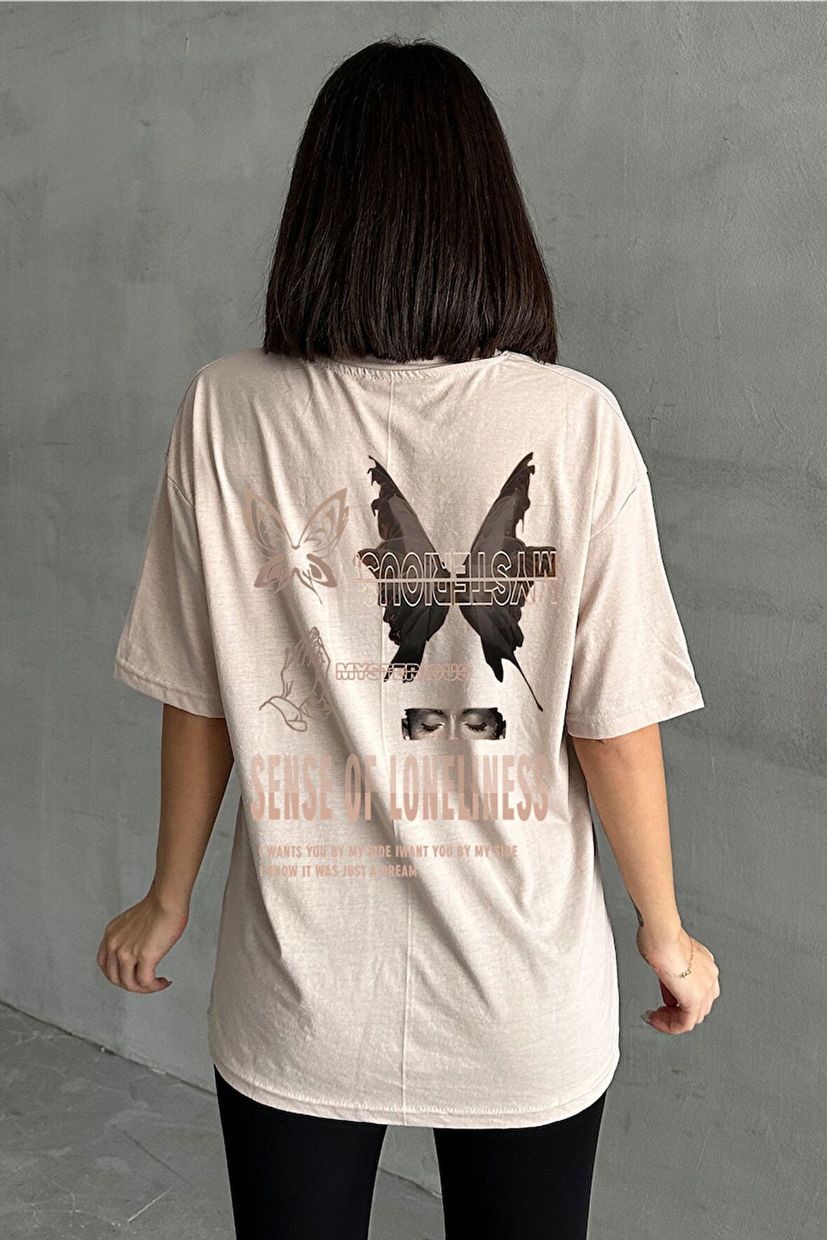 Kadın Mysterious Kelebek Baskılı Bisiklet Yaka Oversize T-Shirt