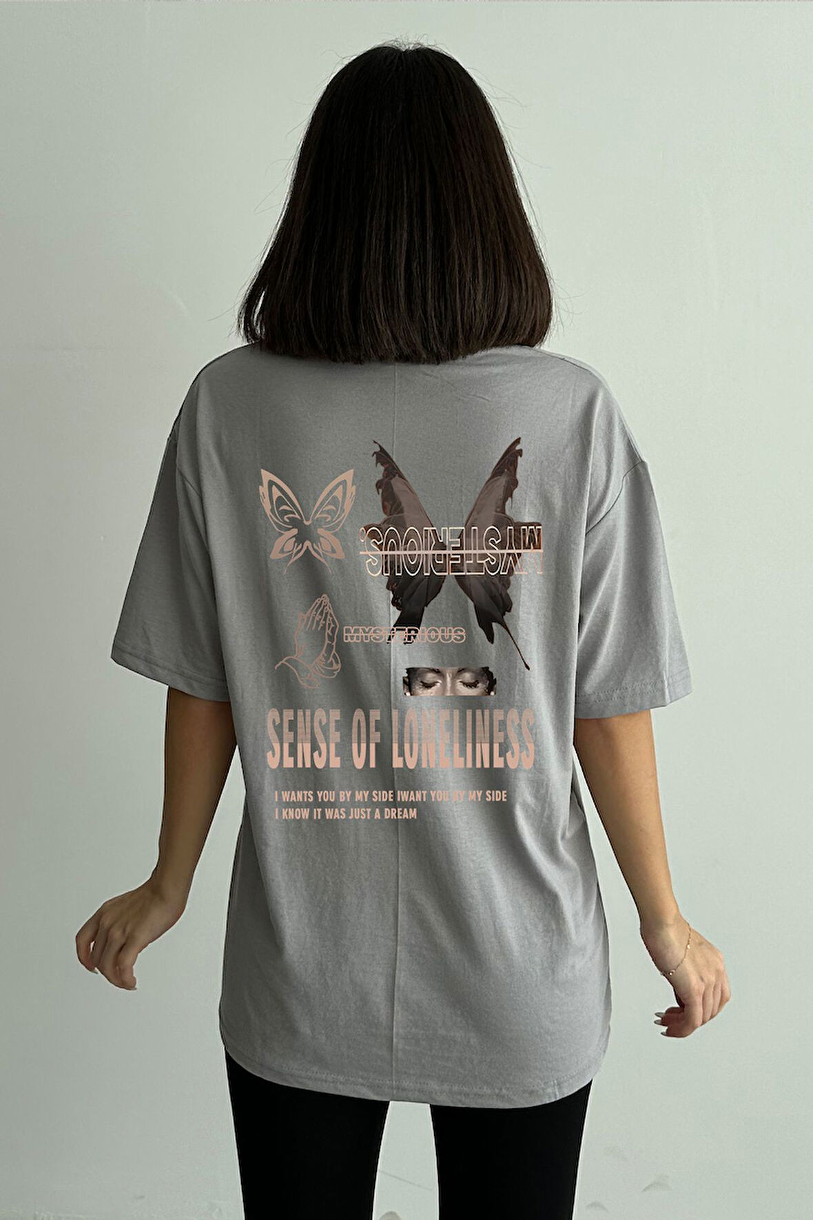 Kadın Mysterious Kelebek Baskılı Bisiklet Yaka Oversize T-Shirt