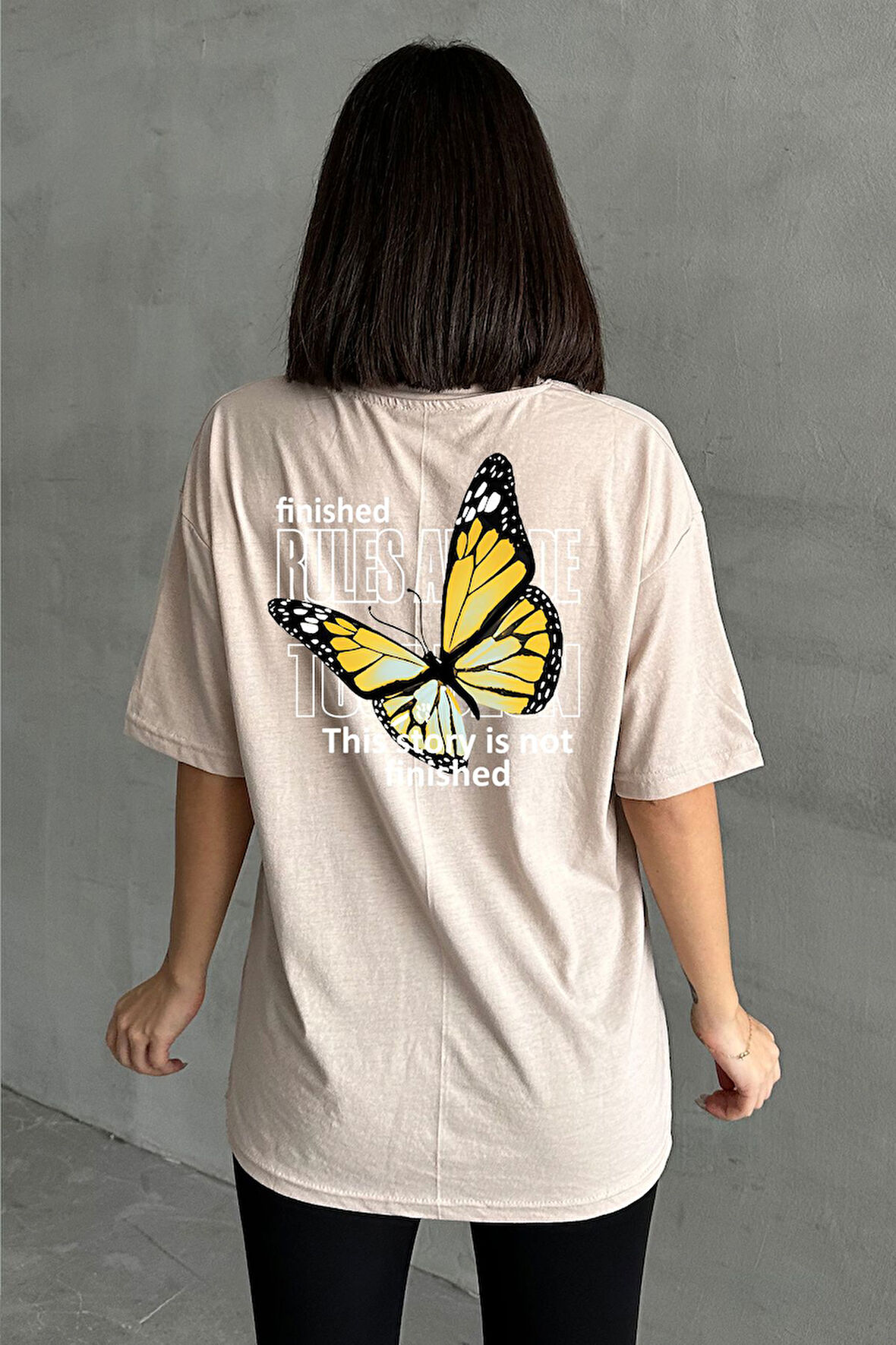 Kadın Büyük Kelebek Baskılı Bisiklet Yaka Oversize T-Shirt