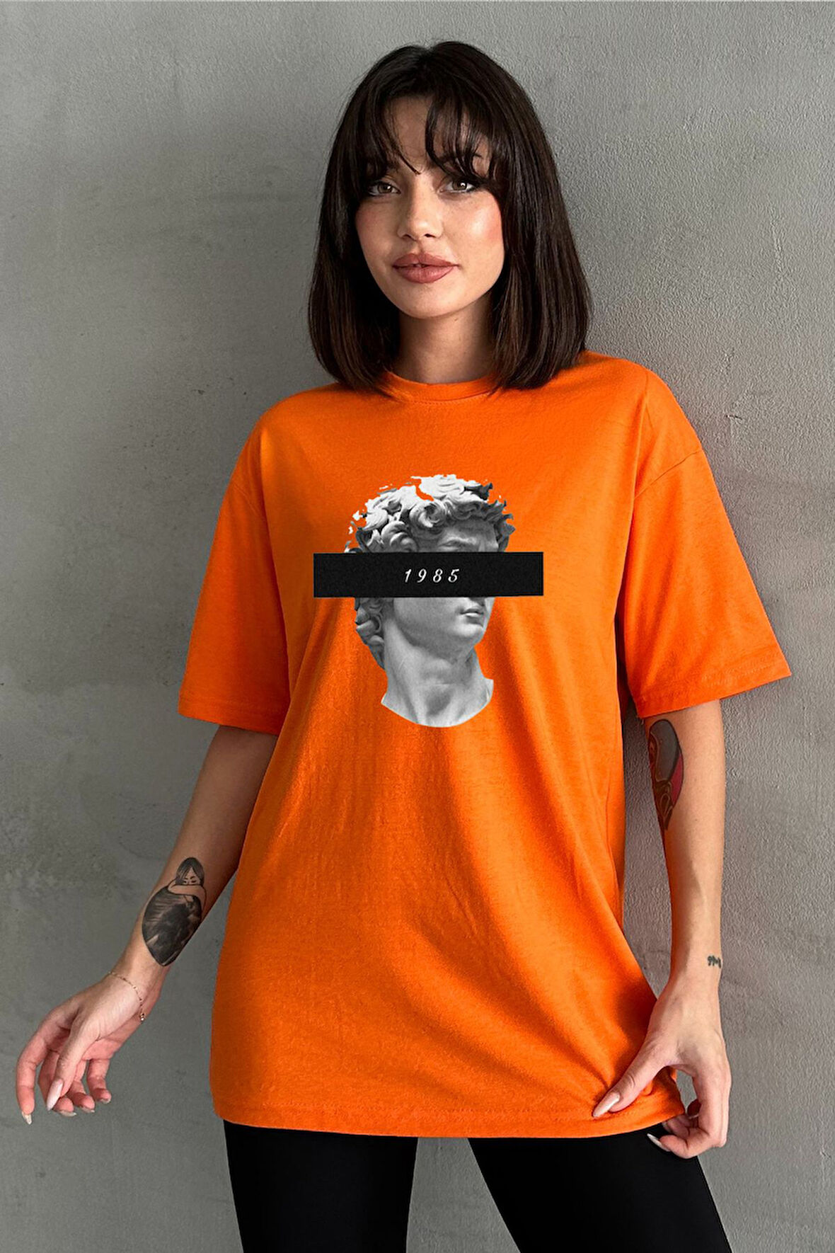 Kadın 1985 Davut Heykeli Baskılı Bisiklet Yaka Oversize T-Shirt