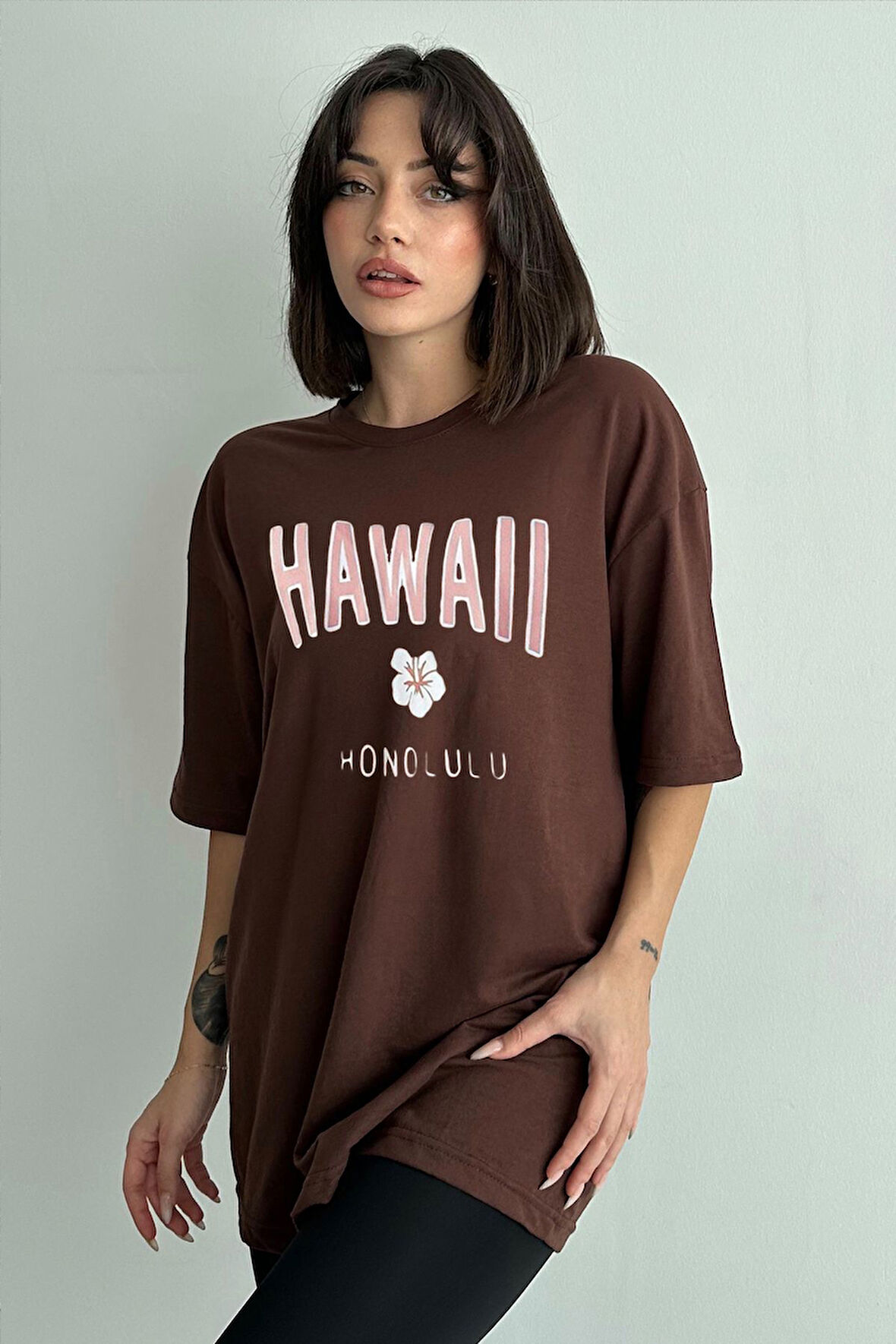 Kadın Hawaii Baskılı Bisiklet Yaka Oversize T-Shirt