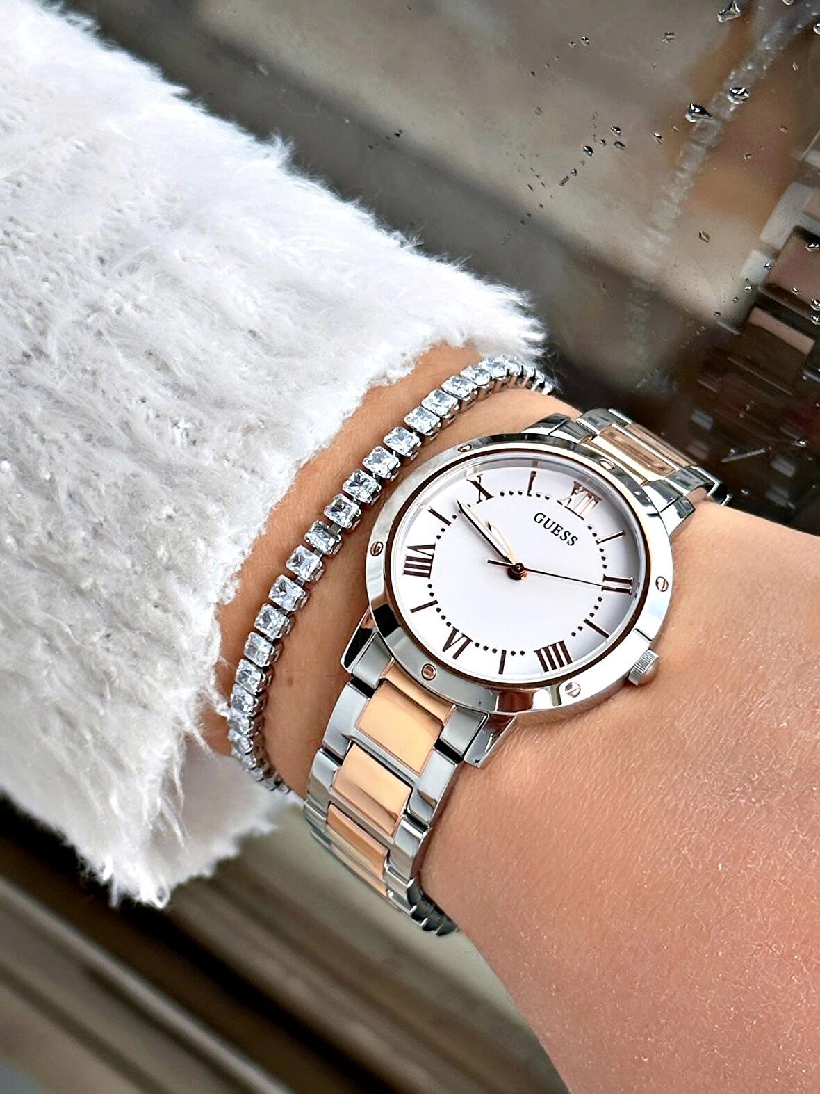 Guess GUGW0404L3 Kadın Kol Saati