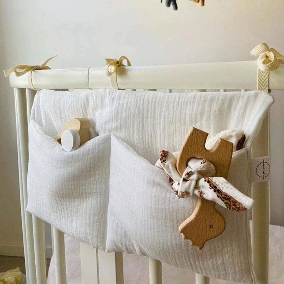 Bebek Bezi Çantası Çok Fonksiyonlu Beşik Saklama Çantası Beyaz