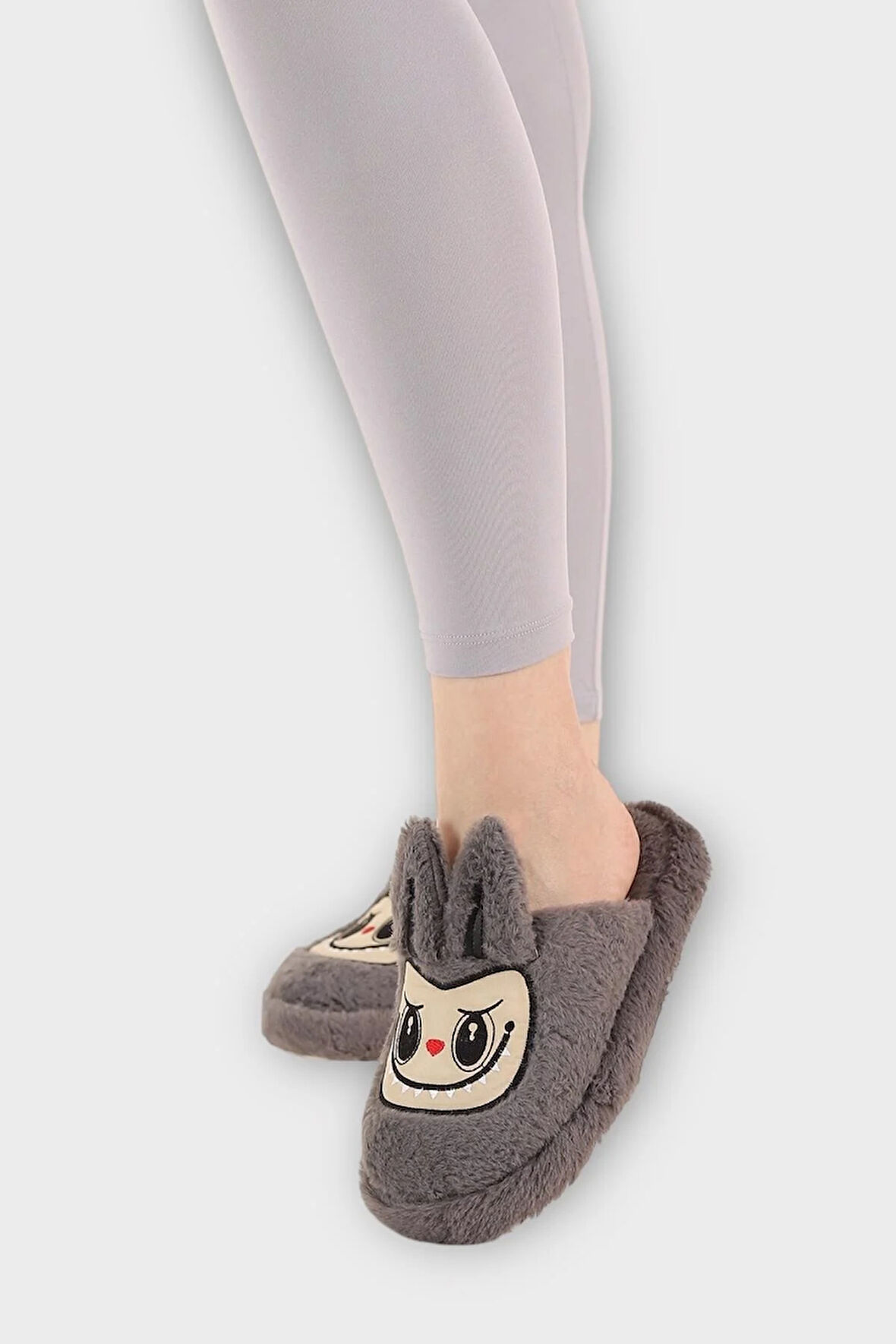 Sevimli Tavşan Figürlü Sıcak Tutan Kışlık Kadın Ev Terliği FÜME