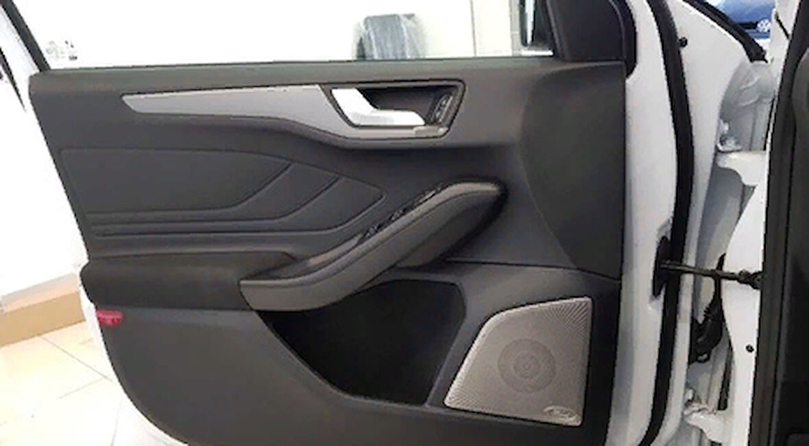 Ford Focus 2019+ Hoparlör Kapağı - Silver