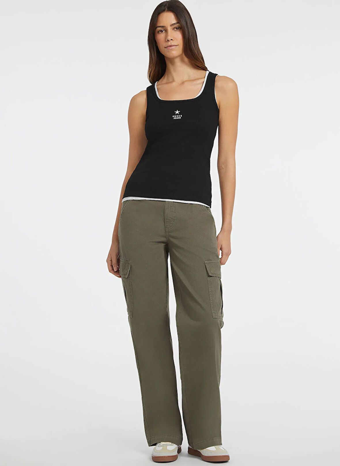 Guess Jeans Kare Yaka Baskılı Siyah Kadın T-Shirt Guess Jeans Kadın Top